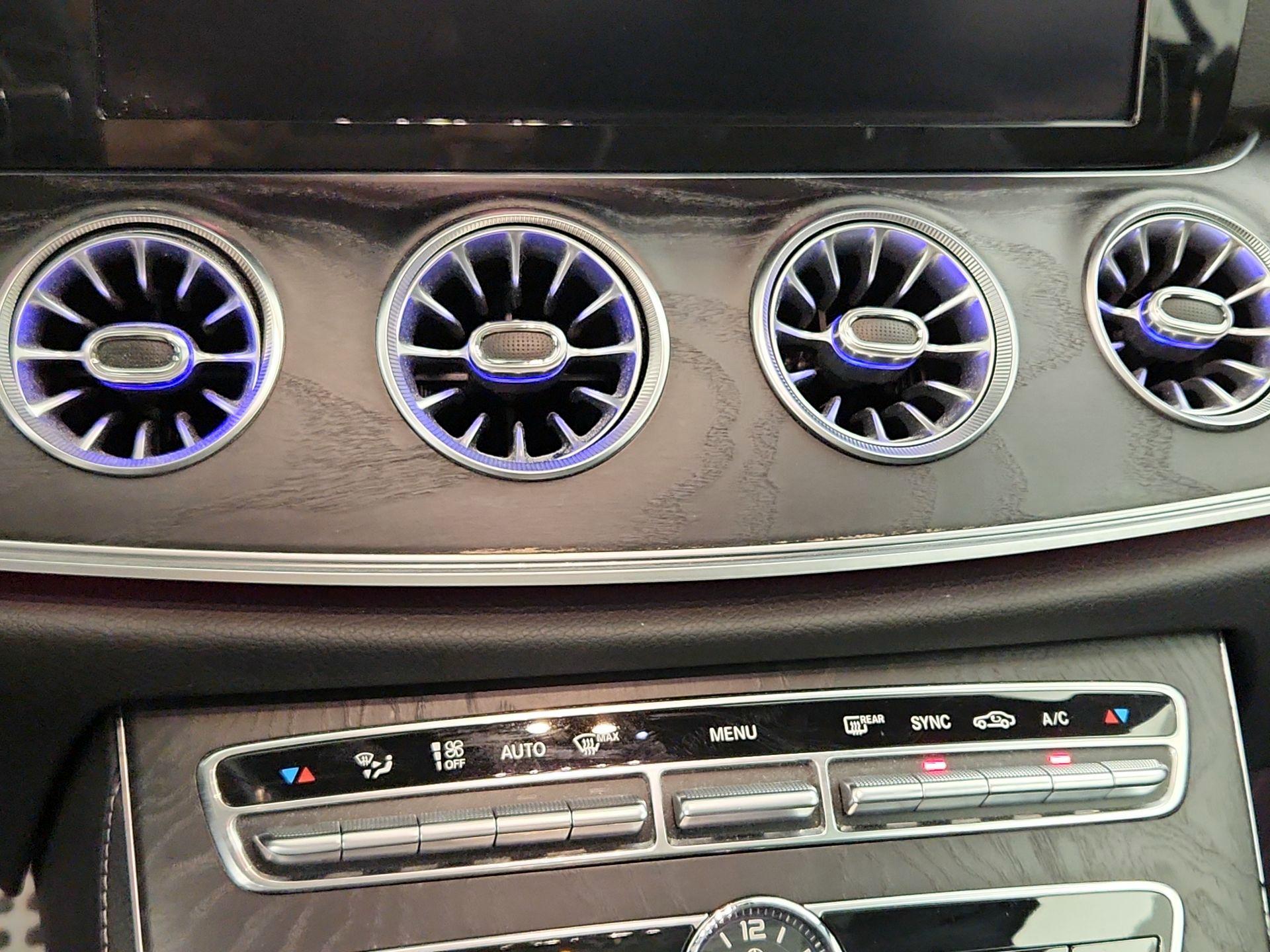 Thumbnail: 2019 Mercedes-Benz E-Class - 17