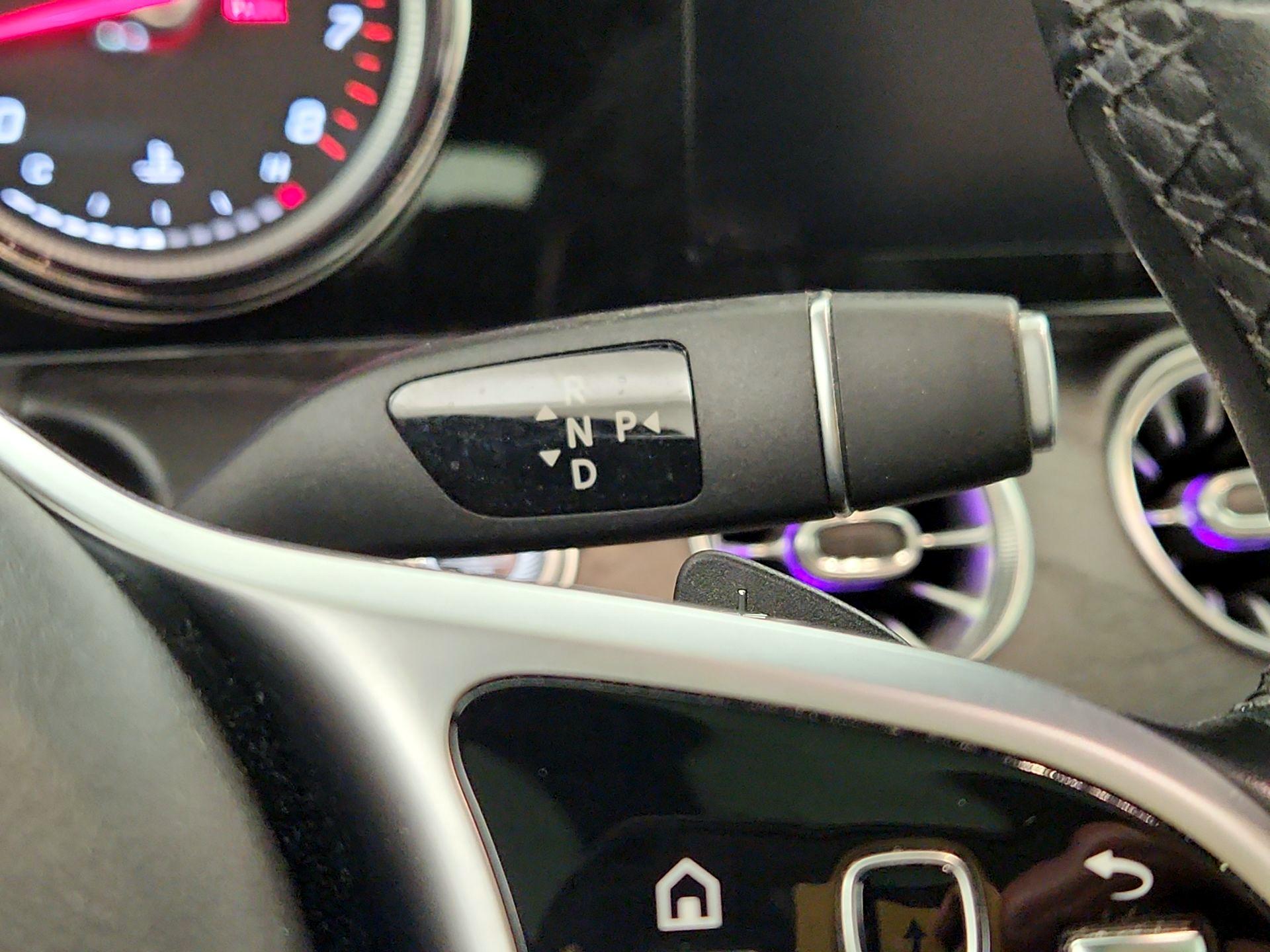 Thumbnail: 2019 Mercedes-Benz E-Class - 18