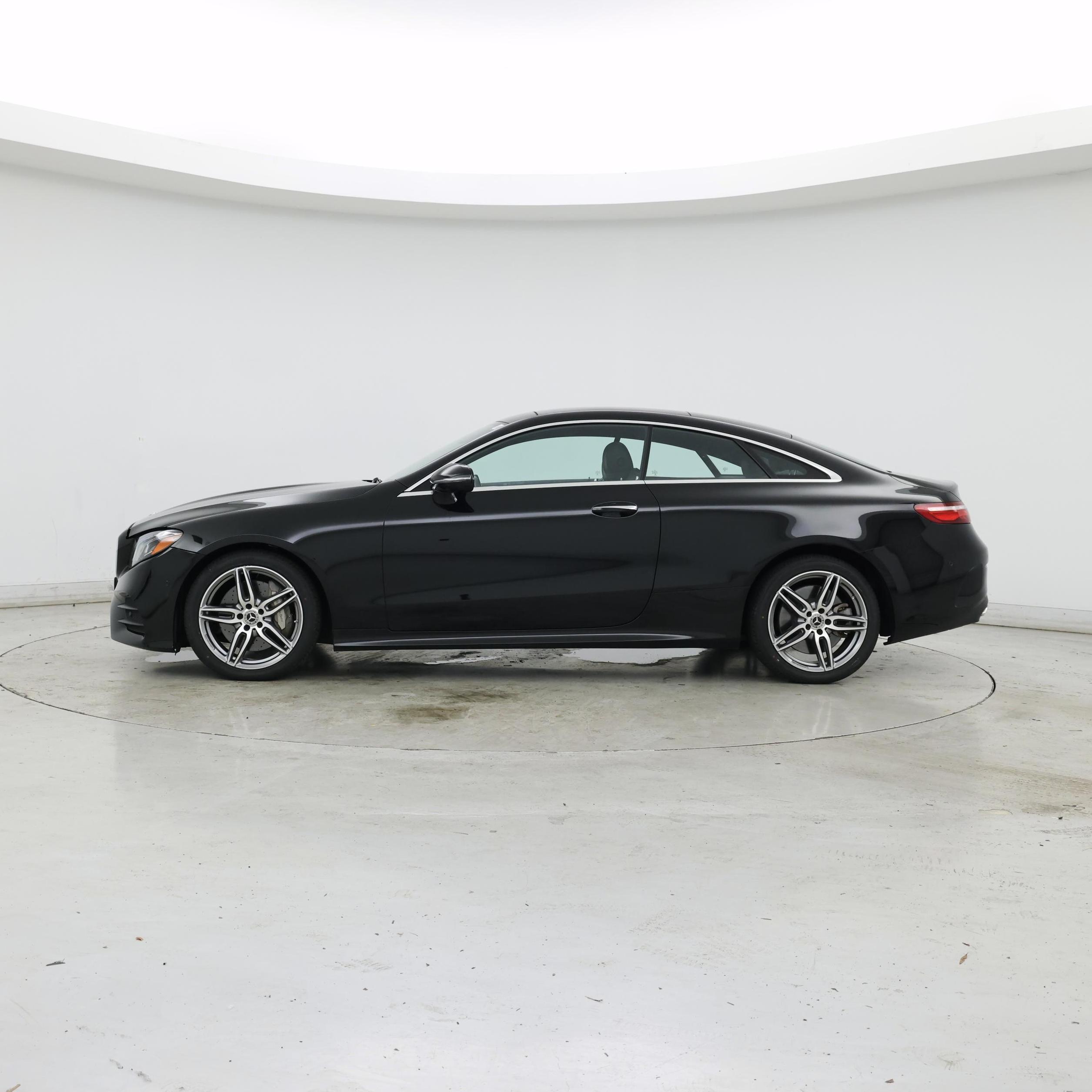 Thumbnail: 2019 Mercedes-Benz E-Class - 3
