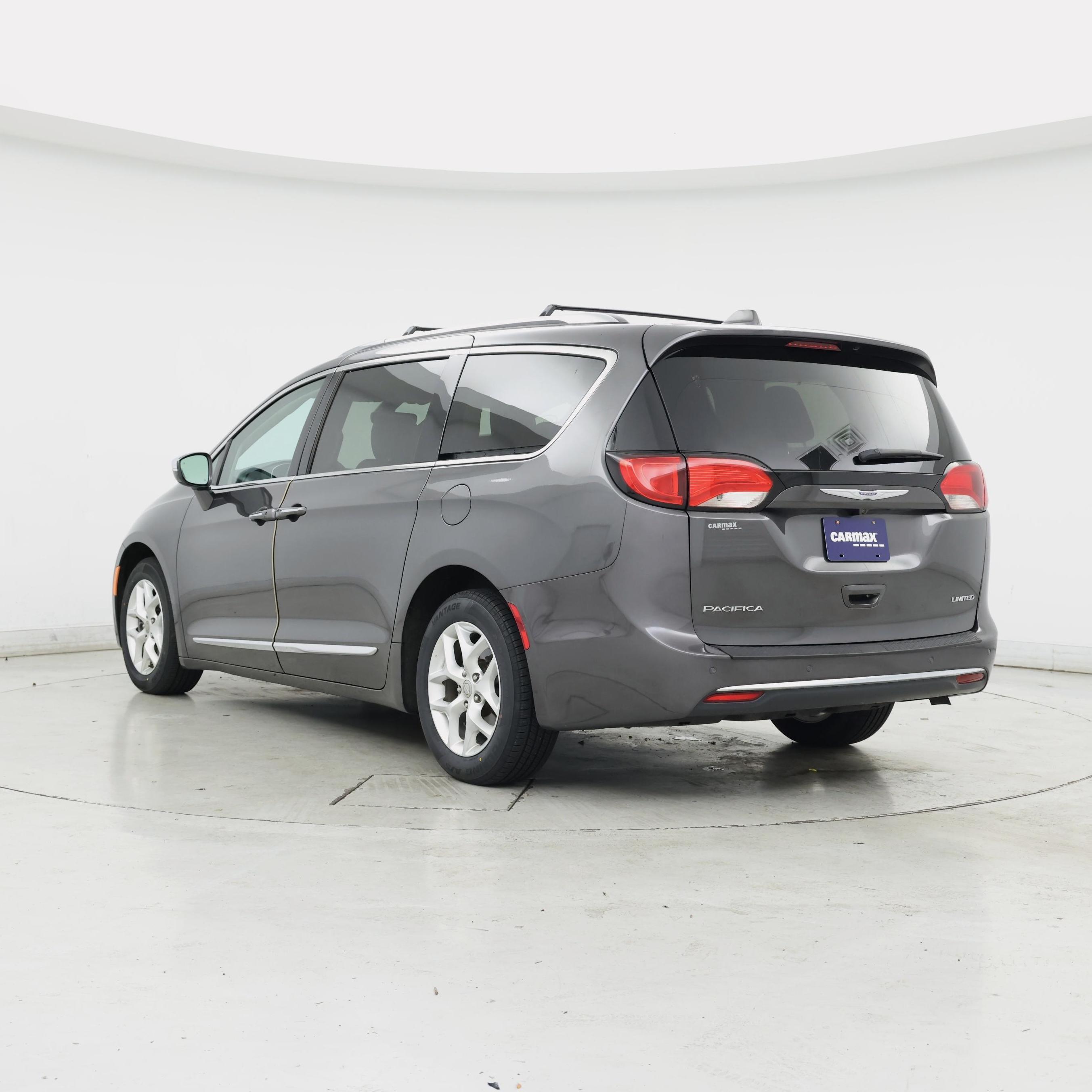 Thumbnail: 2020 Chrysler Pacifica - 2