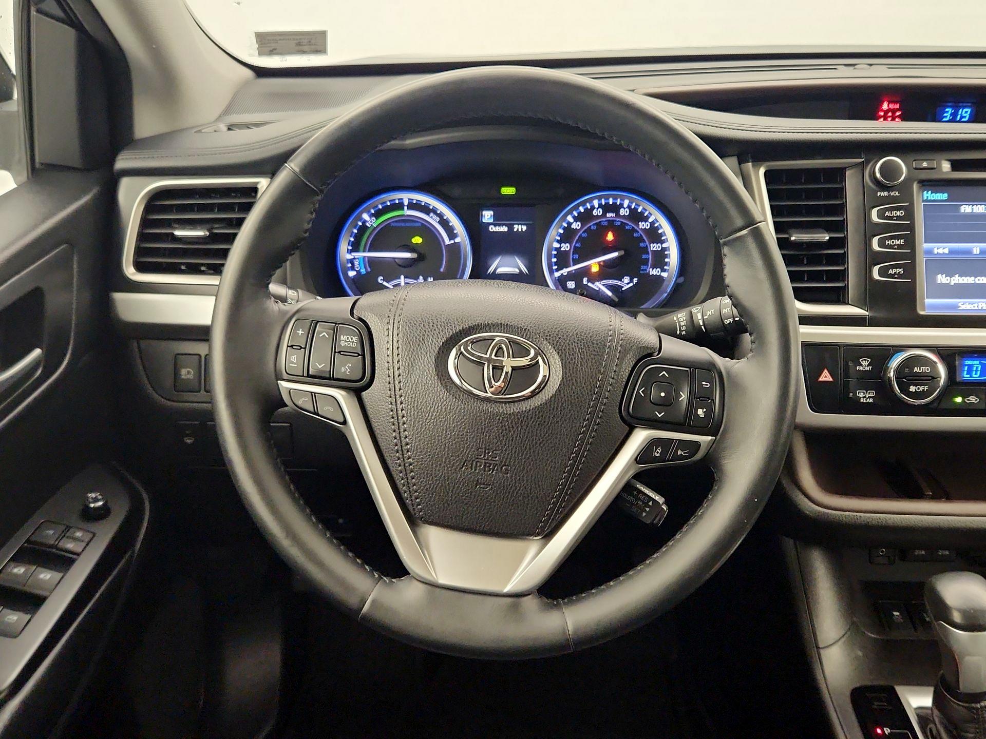 Thumbnail: 2018 Toyota Highlander - 10