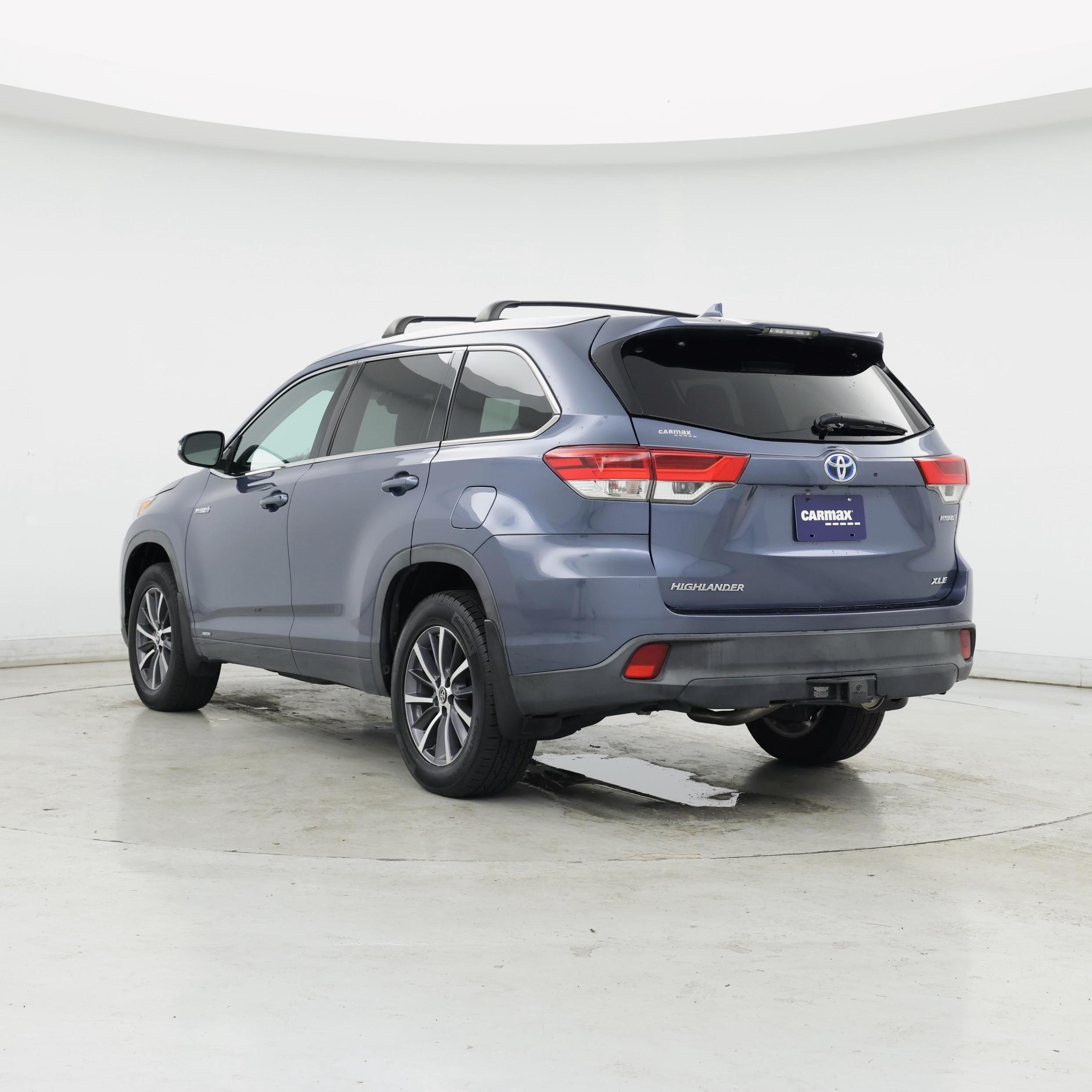 Thumbnail: 2018 Toyota Highlander - 2