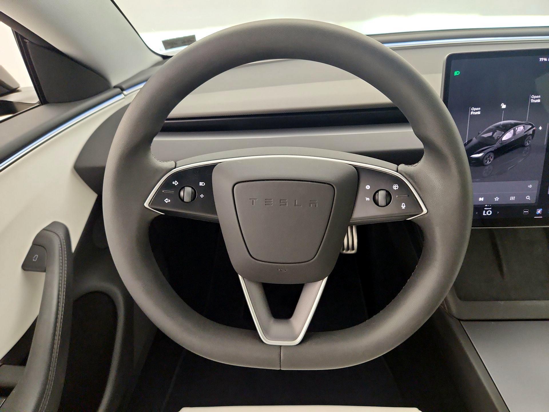 Thumbnail: 2025 Tesla Model 3 - 10