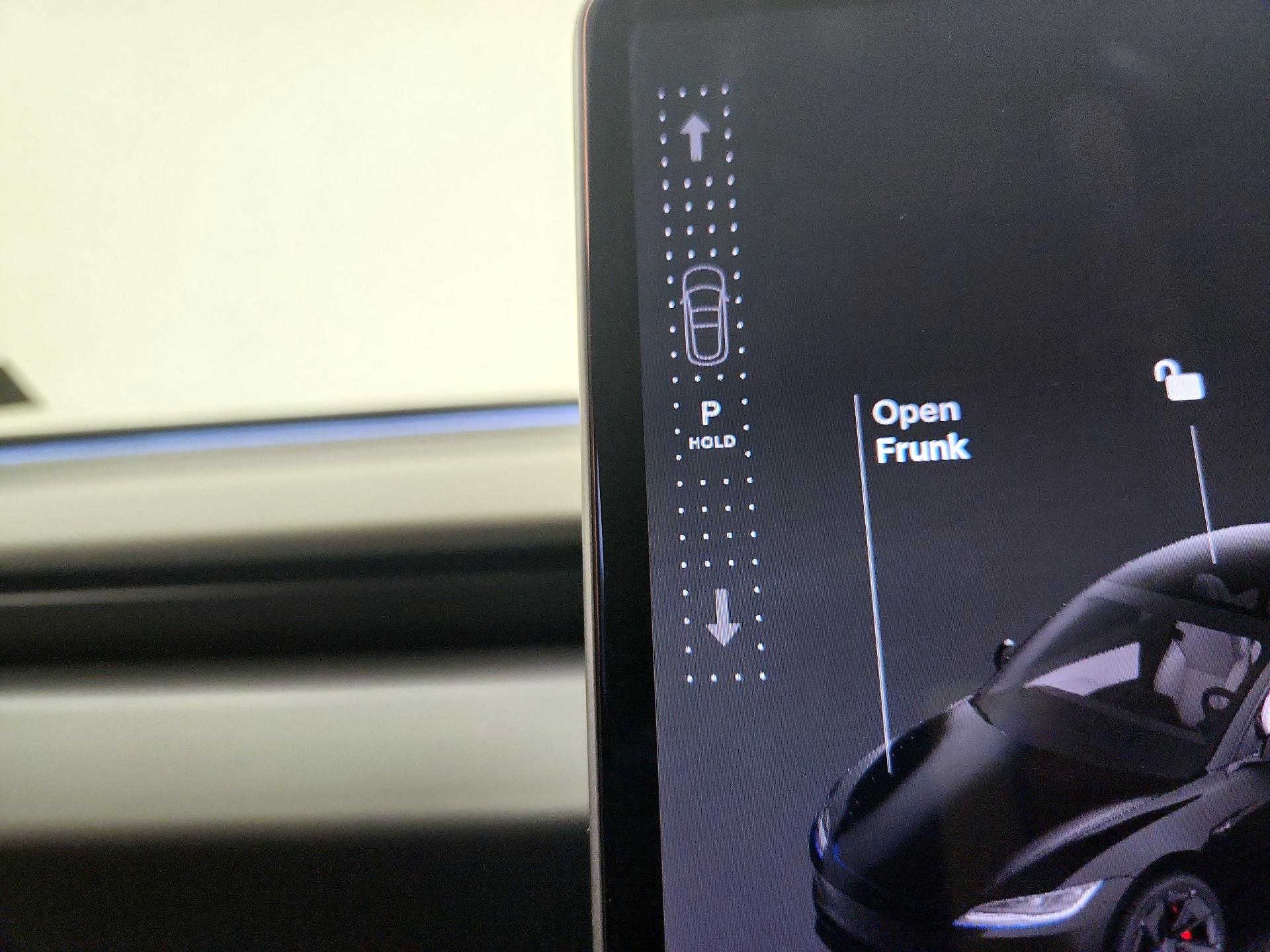 Thumbnail: 2025 Tesla Model 3 - 17