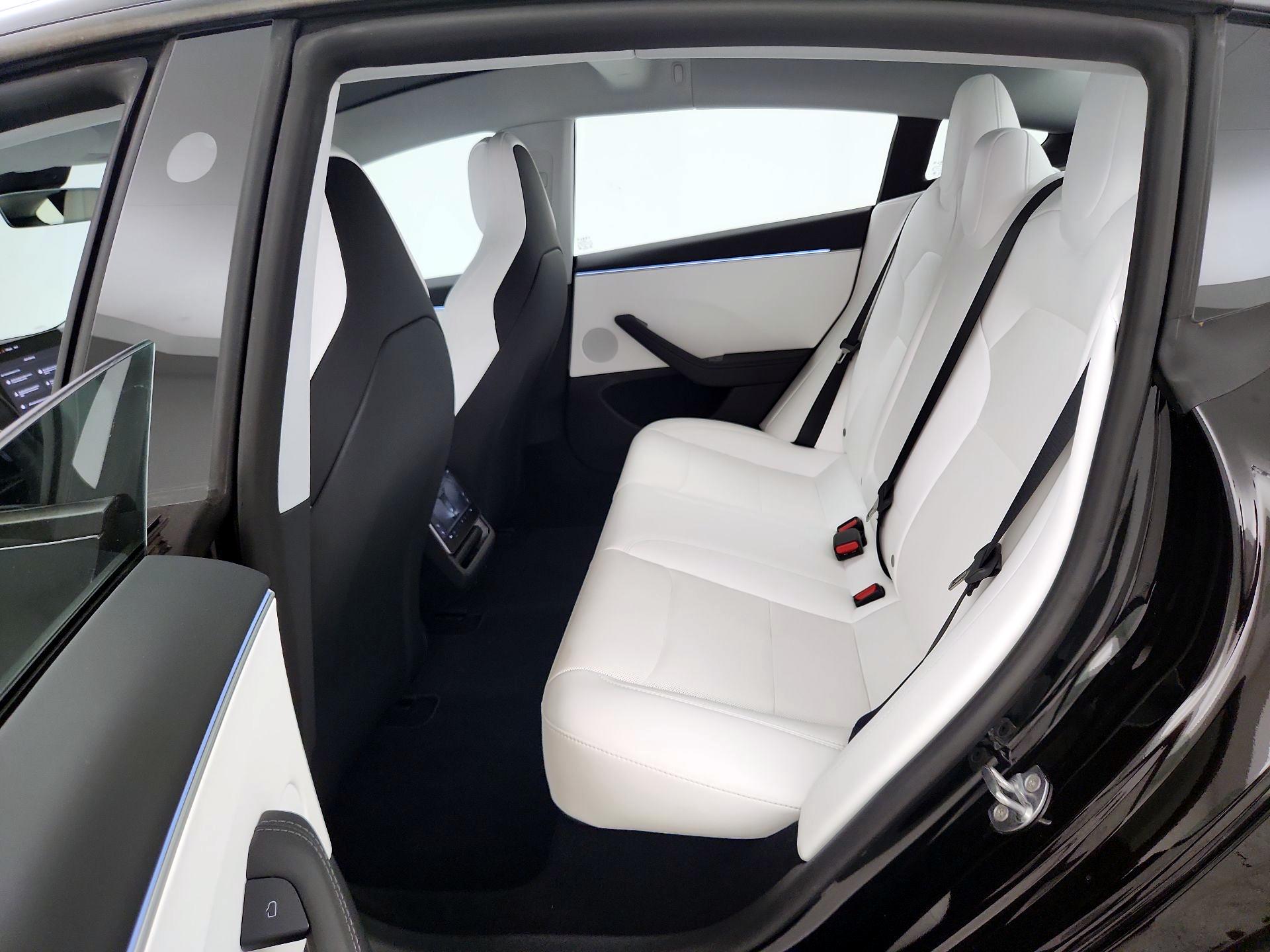 Thumbnail: 2025 Tesla Model 3 - 20