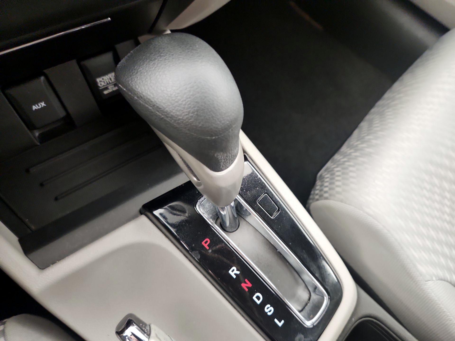 Thumbnail: 2015 Honda Civic - 17