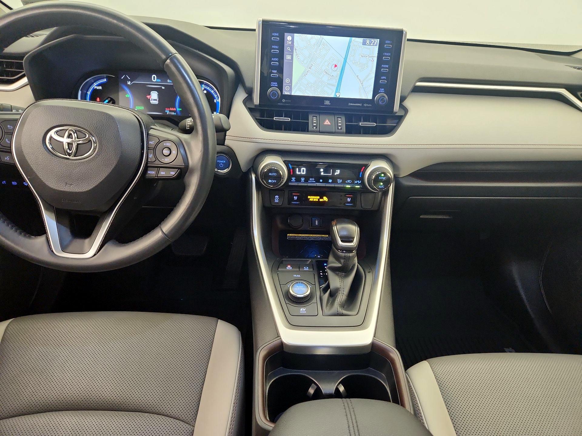 Thumbnail: 2021 Toyota RAV4 - 9