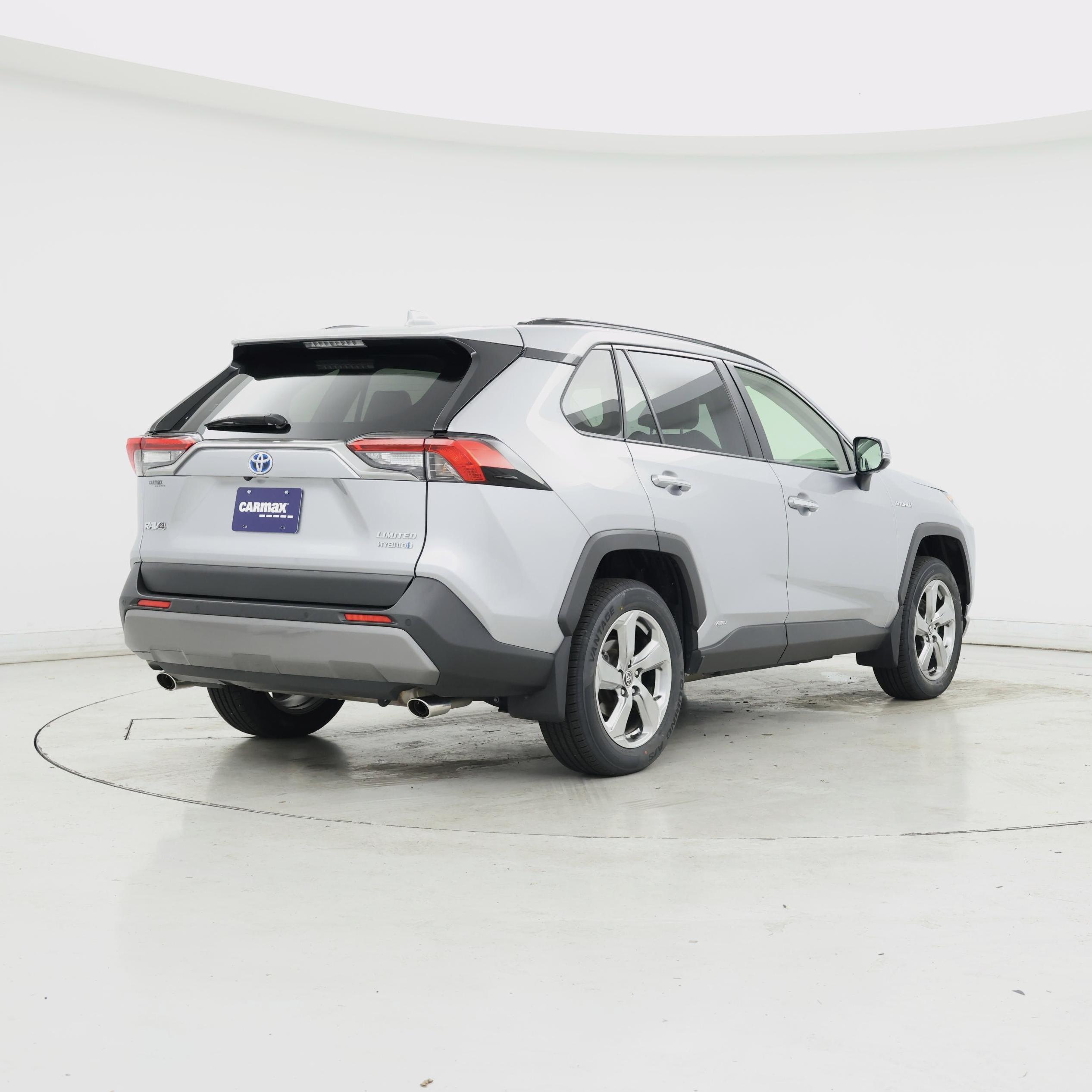 Thumbnail: 2021 Toyota RAV4 - 8