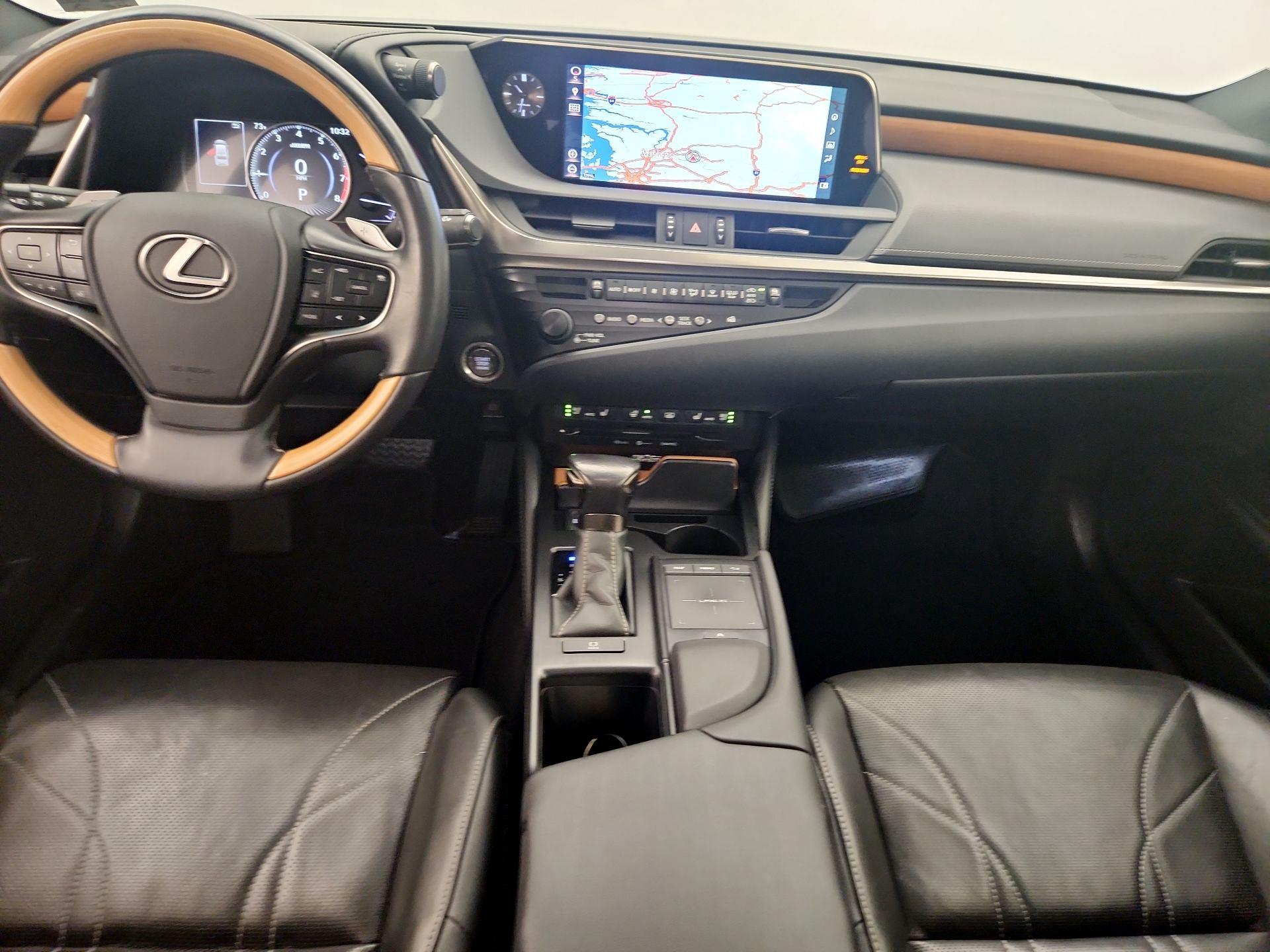Thumbnail: 2019 Lexus ES - 9