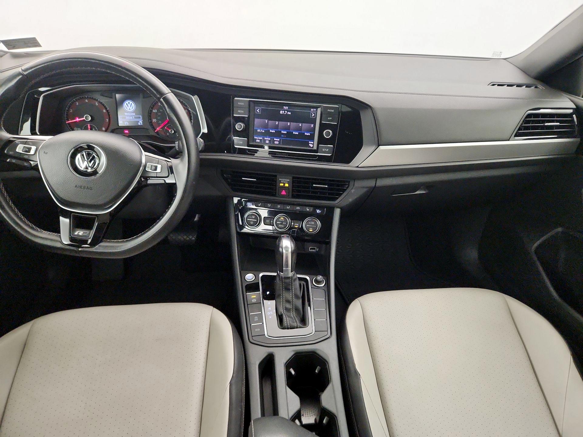 Thumbnail: 2019 Volkswagen Jetta - 9