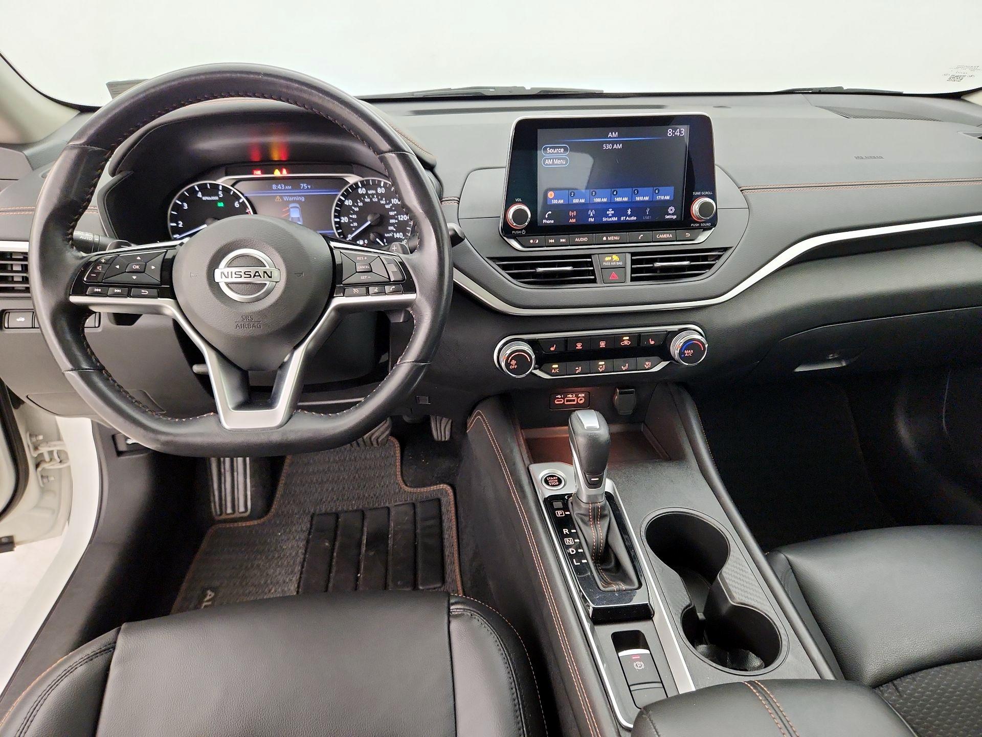 Thumbnail: 2019 Nissan Altima - 9