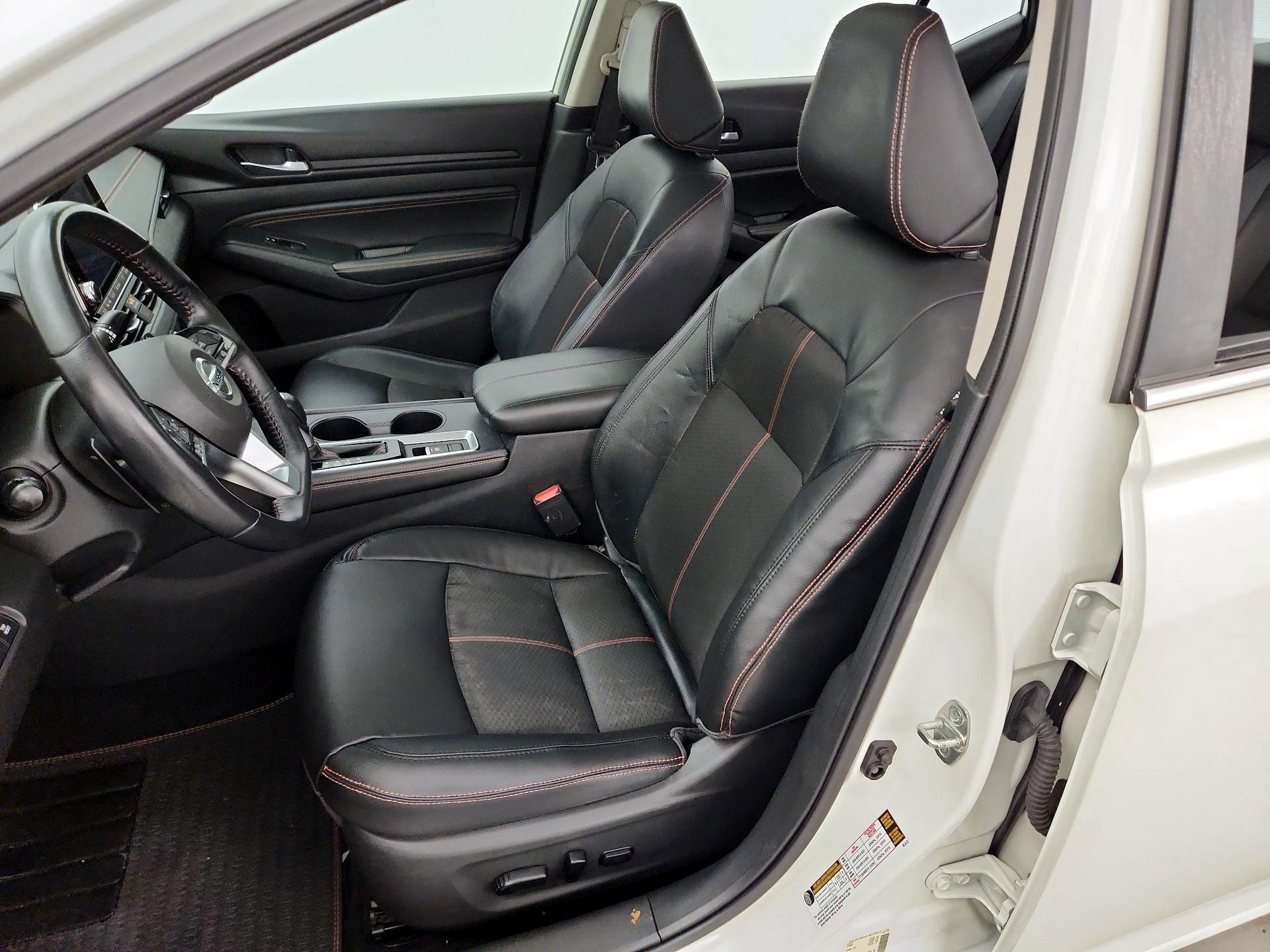Thumbnail: 2019 Nissan Altima - 11