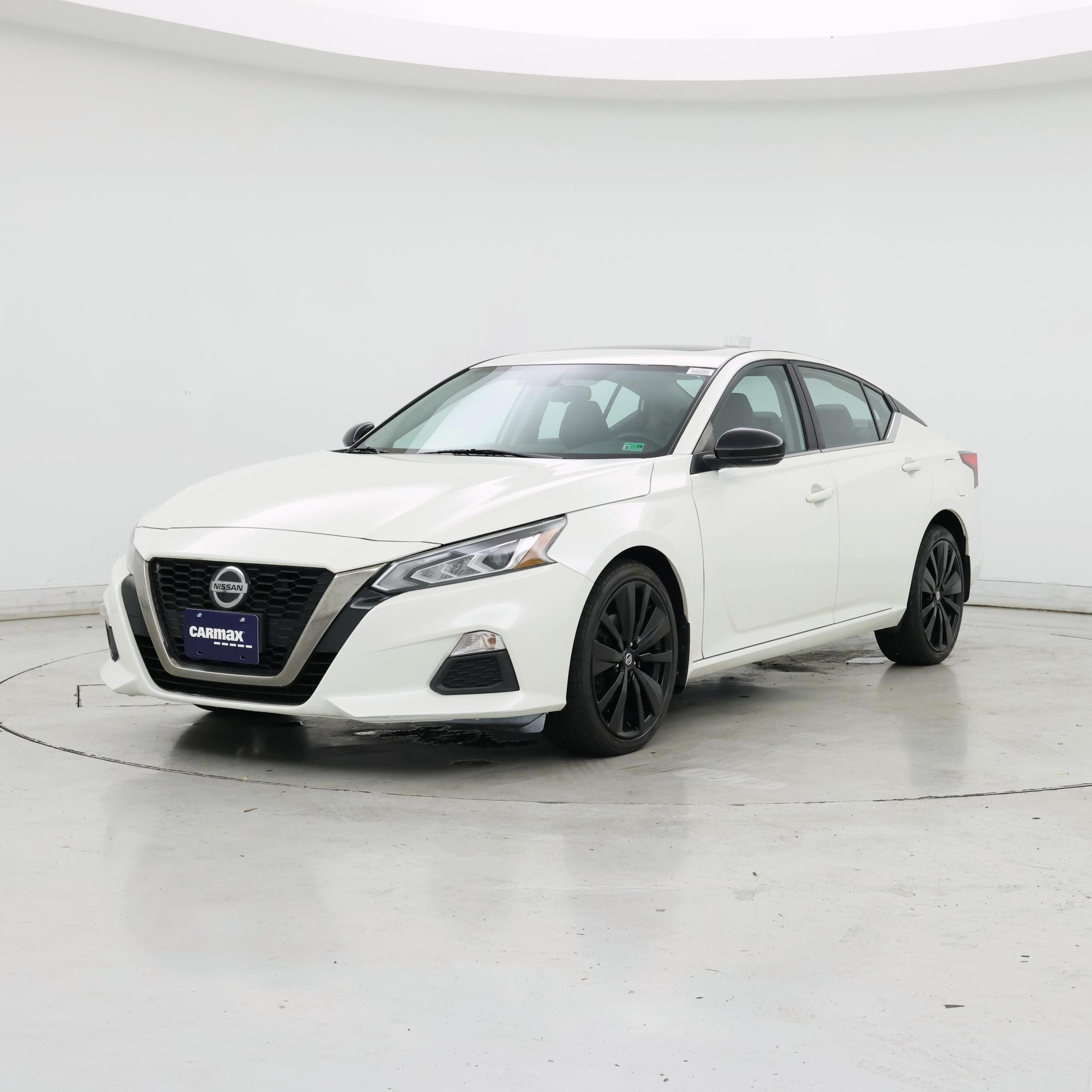 Thumbnail: 2019 Nissan Altima - 4