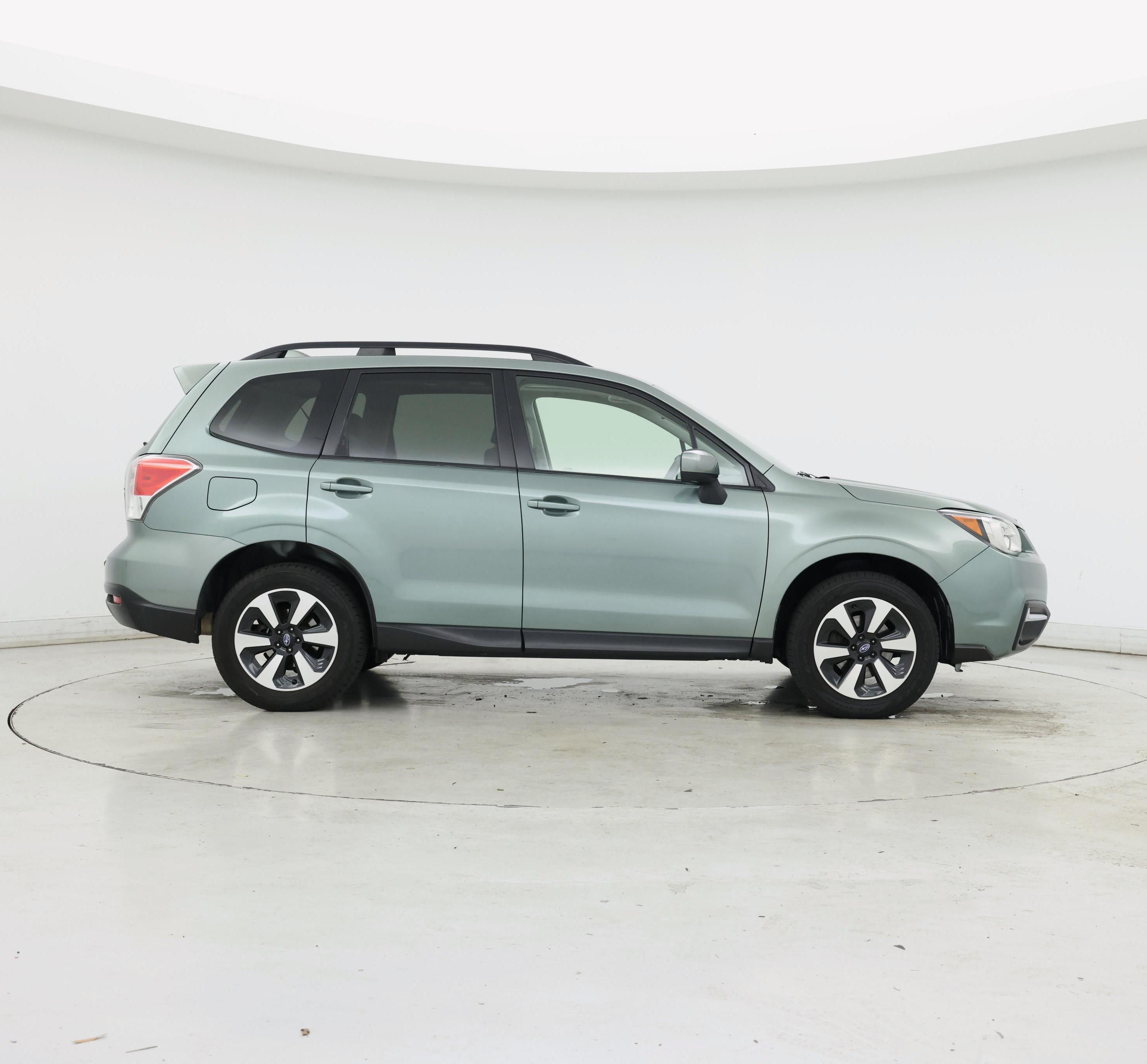 Thumbnail: 2017 Subaru Forester - 7