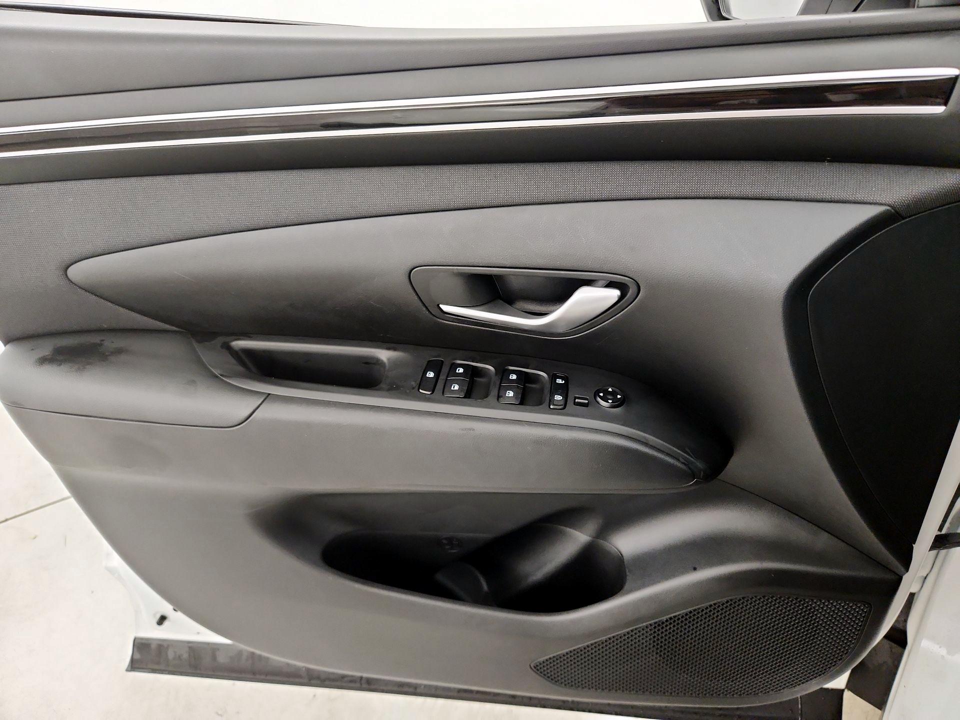 Thumbnail: 2023 Hyundai Tucson - 12