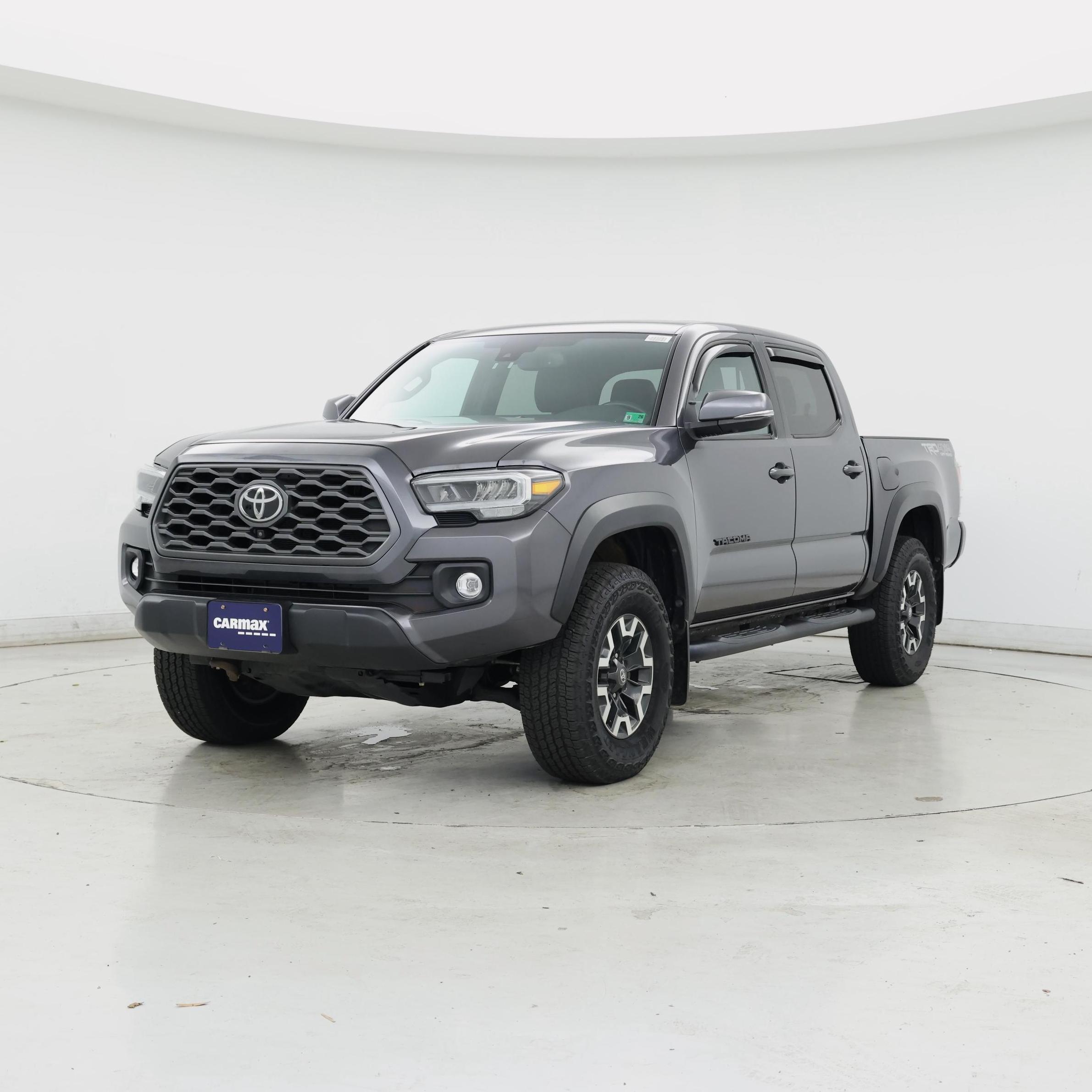 Thumbnail: 2020 Toyota Tacoma - 4