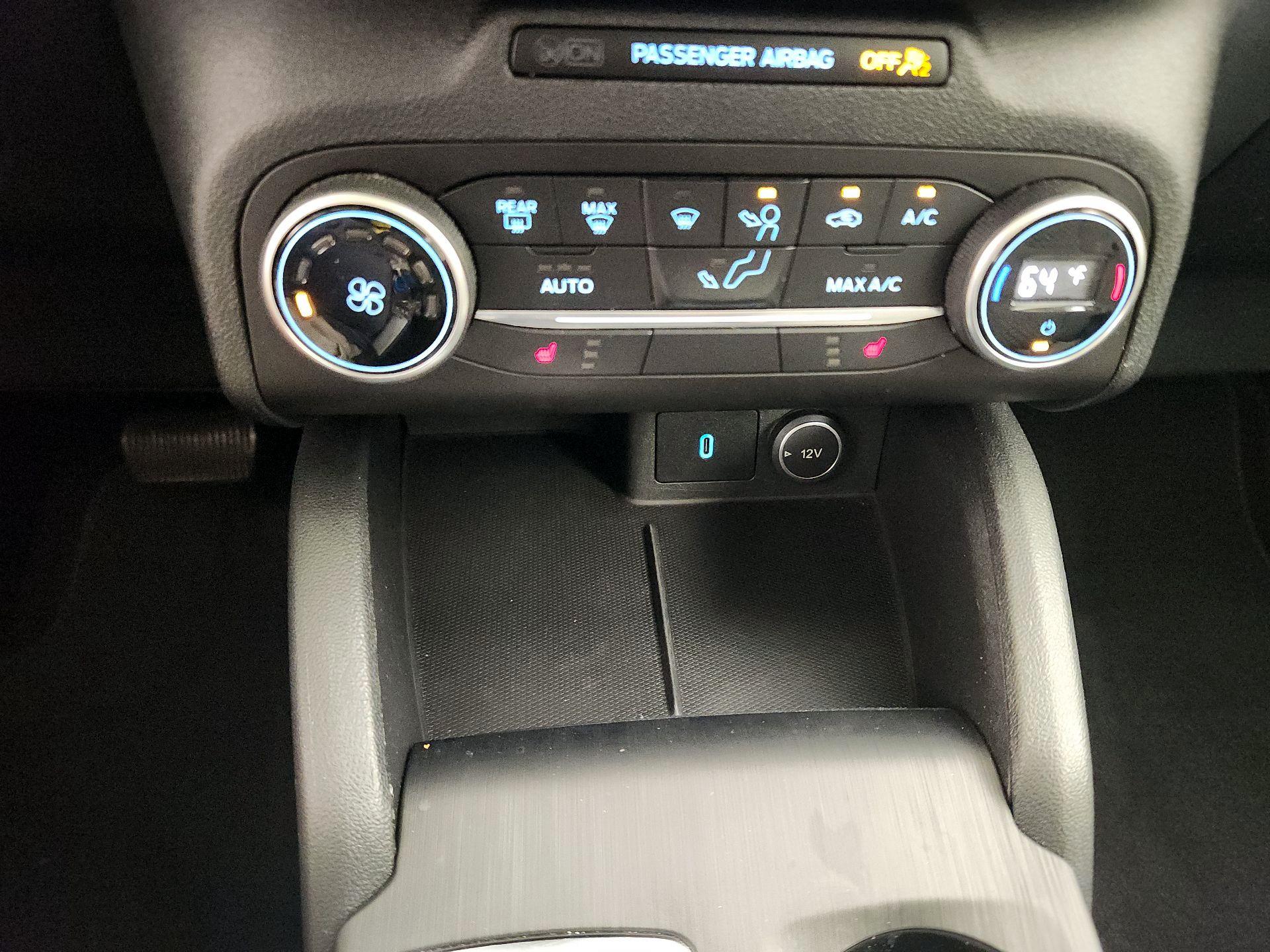 Thumbnail: 2020 Ford Escape - 16