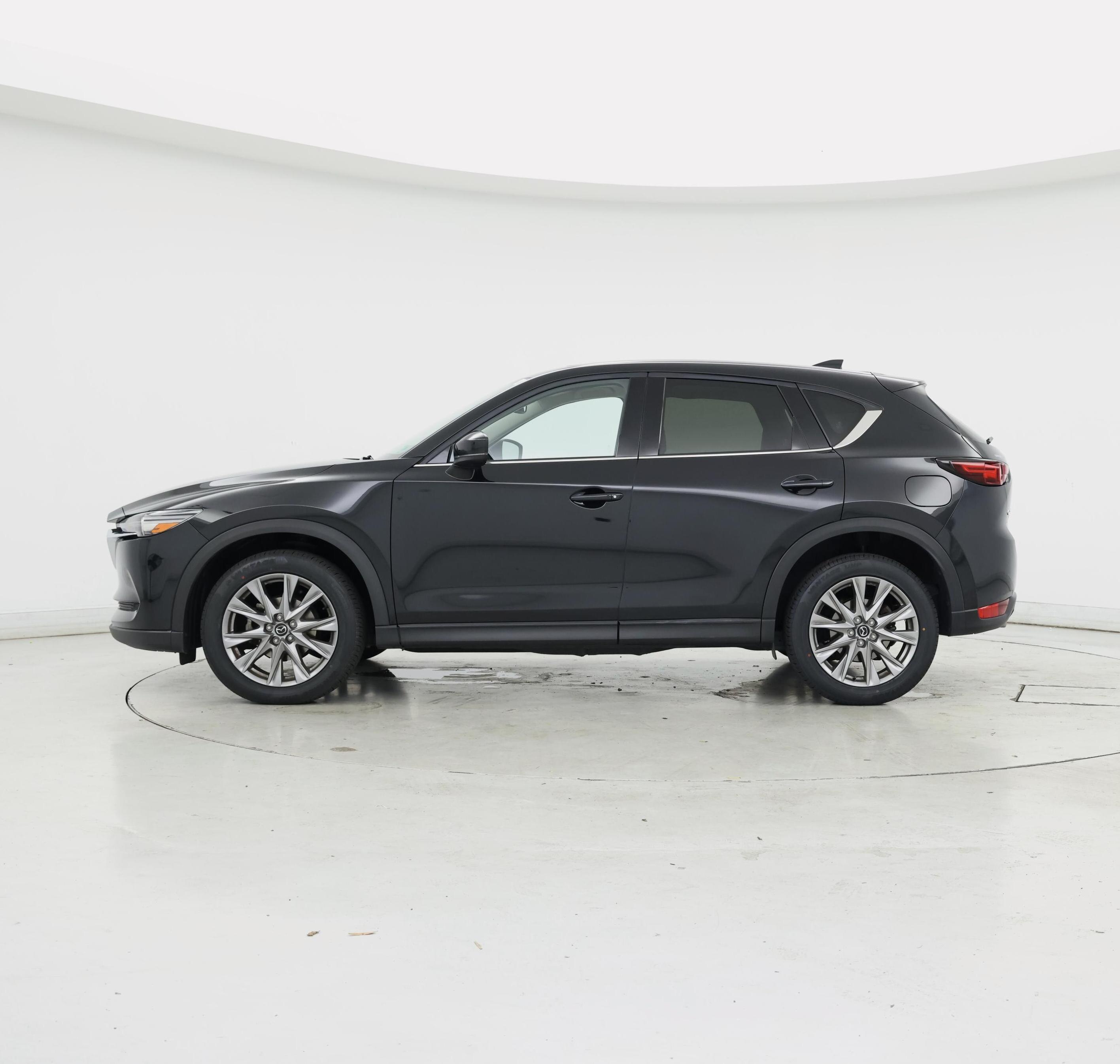Thumbnail: 2021 Mazda CX-5 - 3