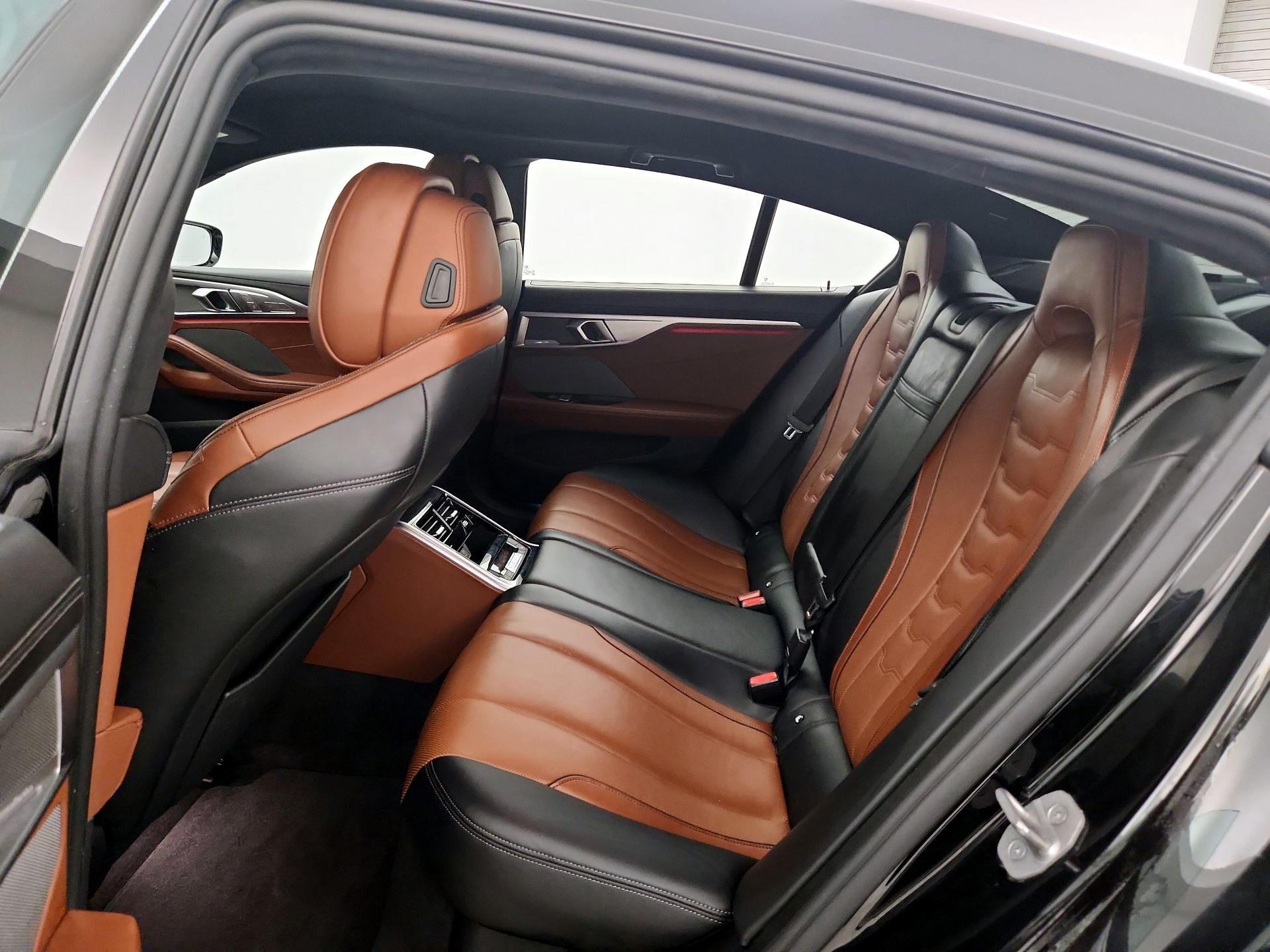 Thumbnail: 2022 BMW 8 Series - 20