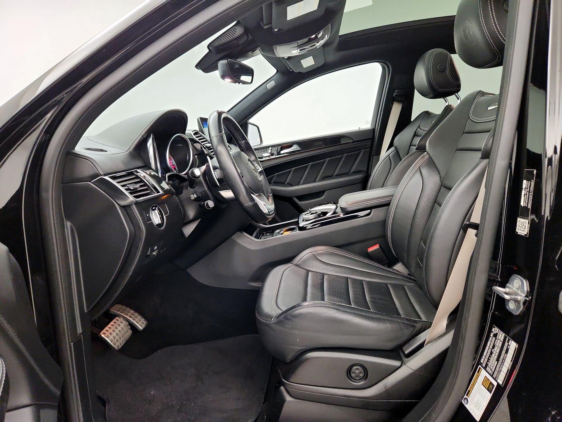 Thumbnail: 2019 Mercedes-Benz GL-Class - 11