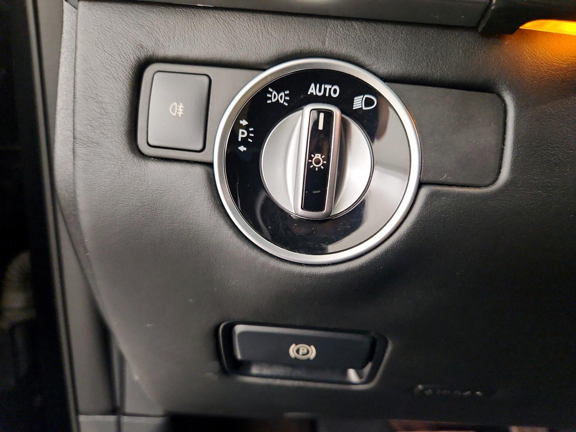 Thumbnail: 2019 Mercedes-Benz GL-Class - 13