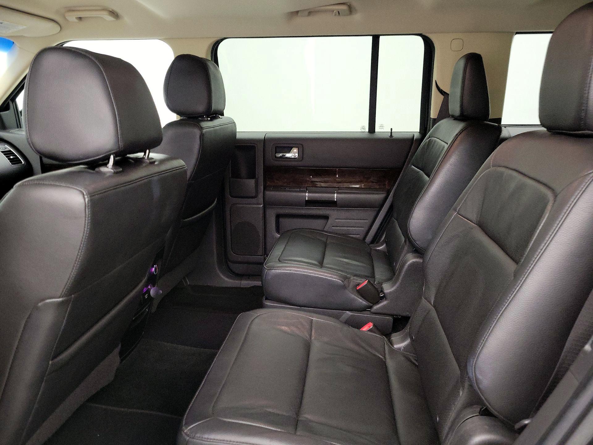 Thumbnail: 2016 Ford Flex - 19