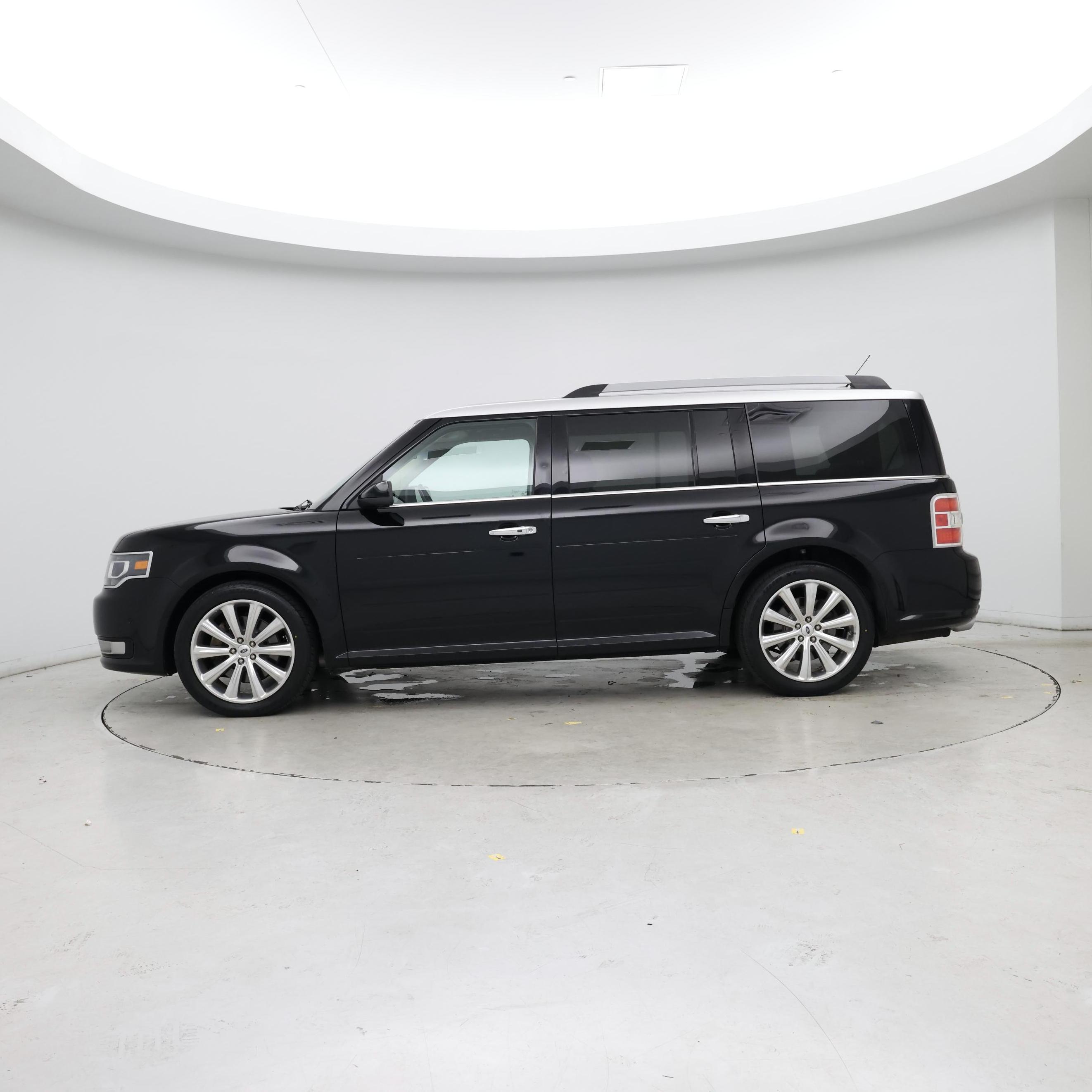 Thumbnail: 2016 Ford Flex - 3