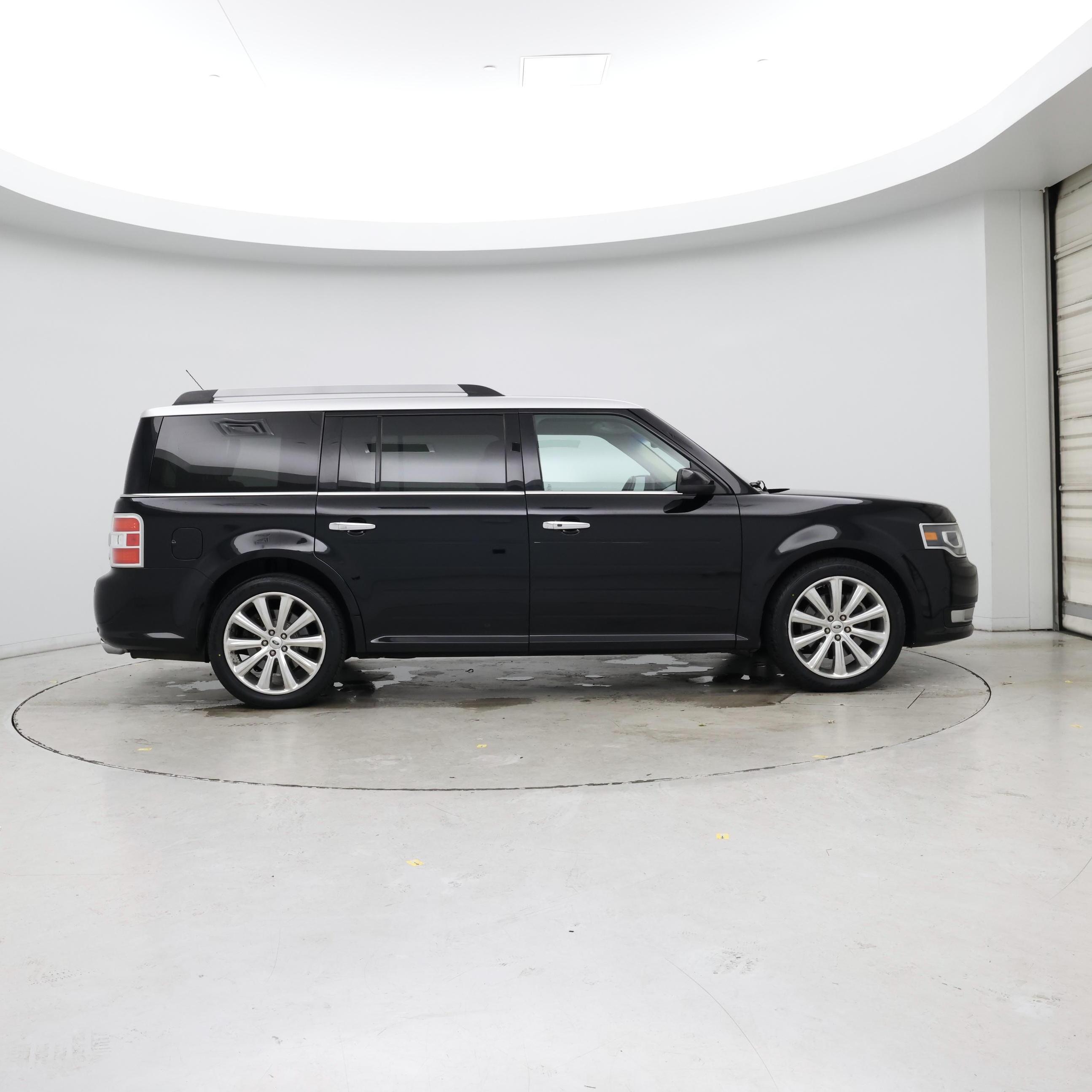 Thumbnail: 2016 Ford Flex - 7