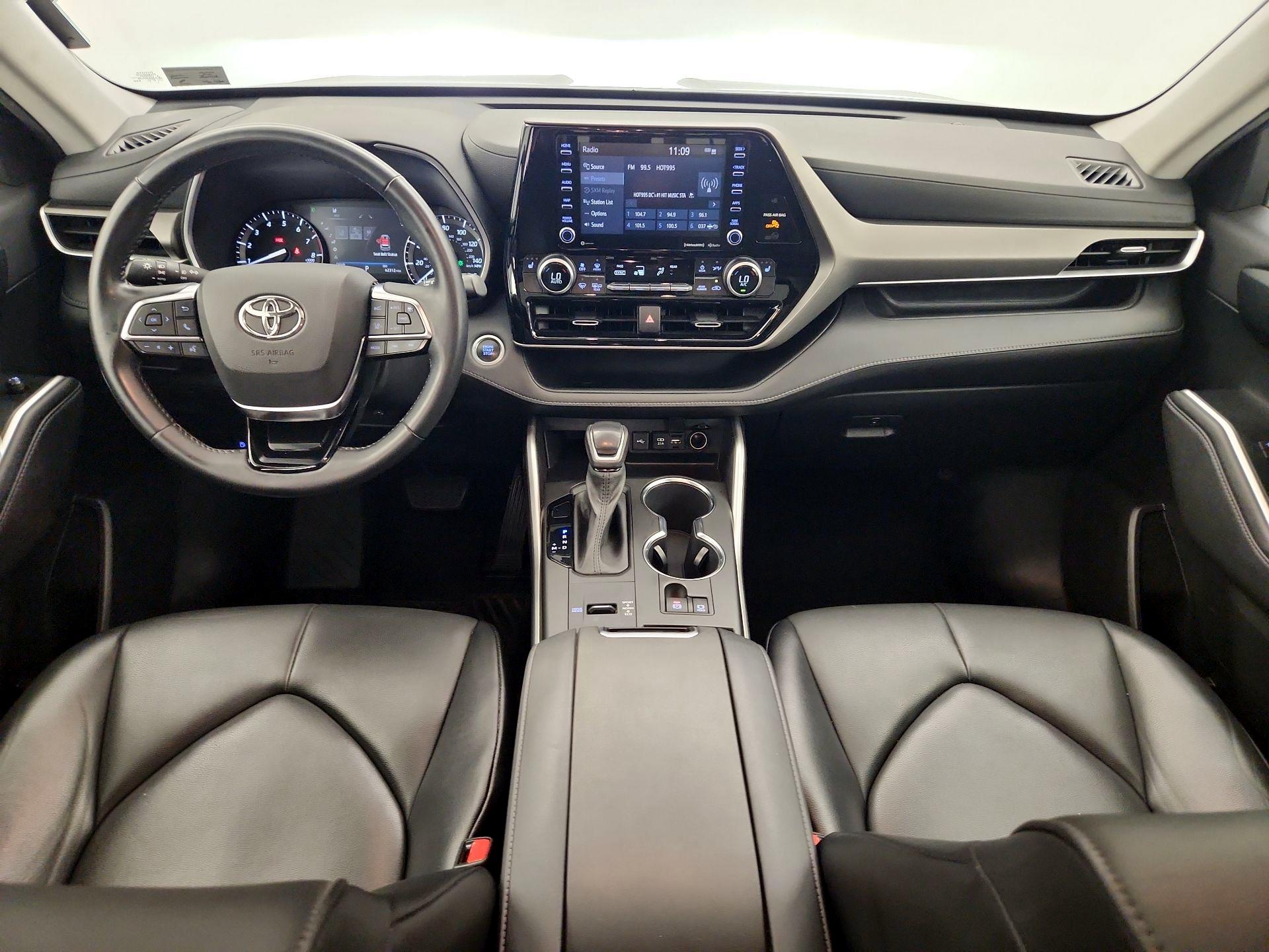 Thumbnail: 2021 Toyota Highlander - 9