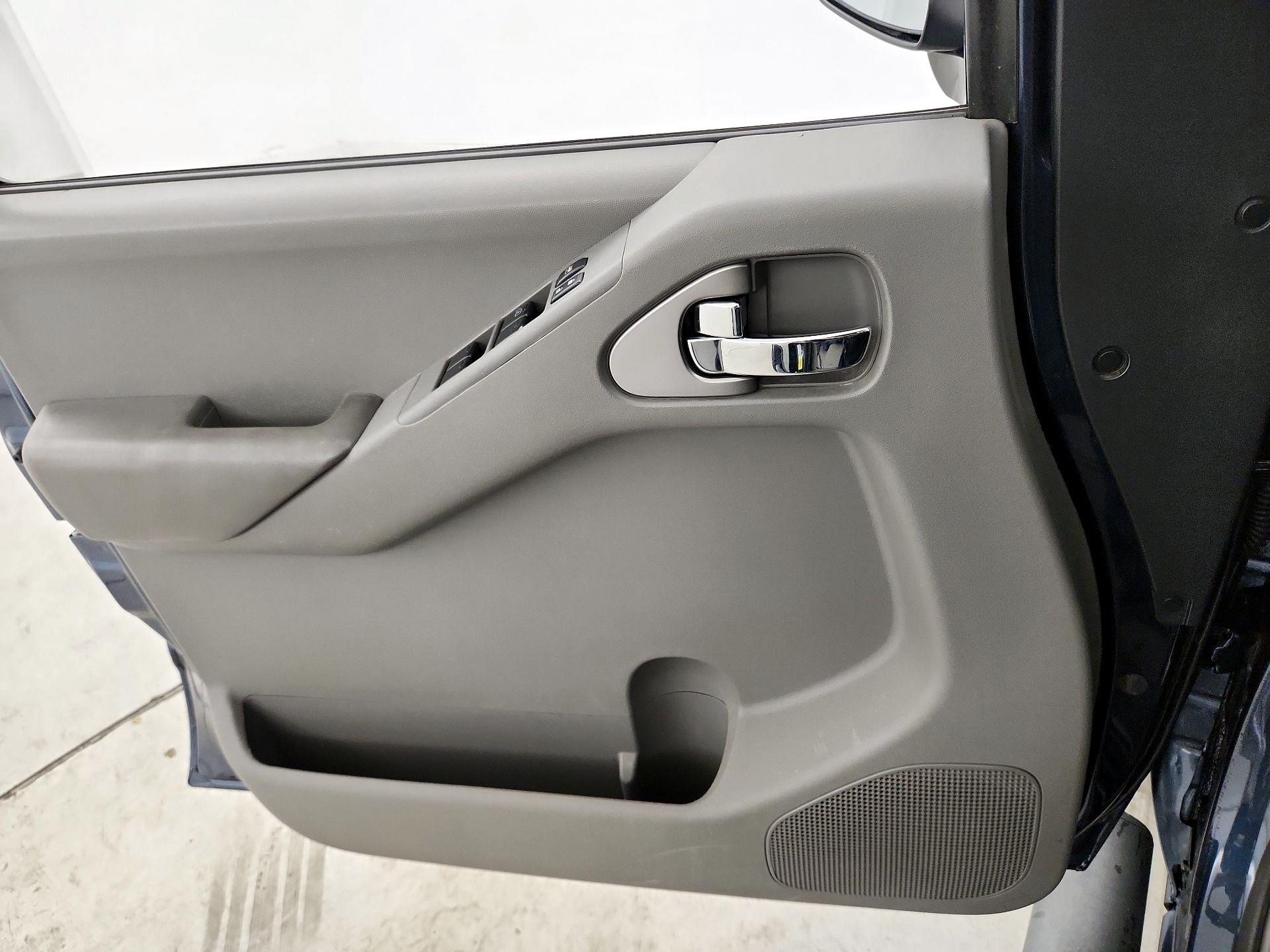 Thumbnail: 2014 Nissan Frontier - 12