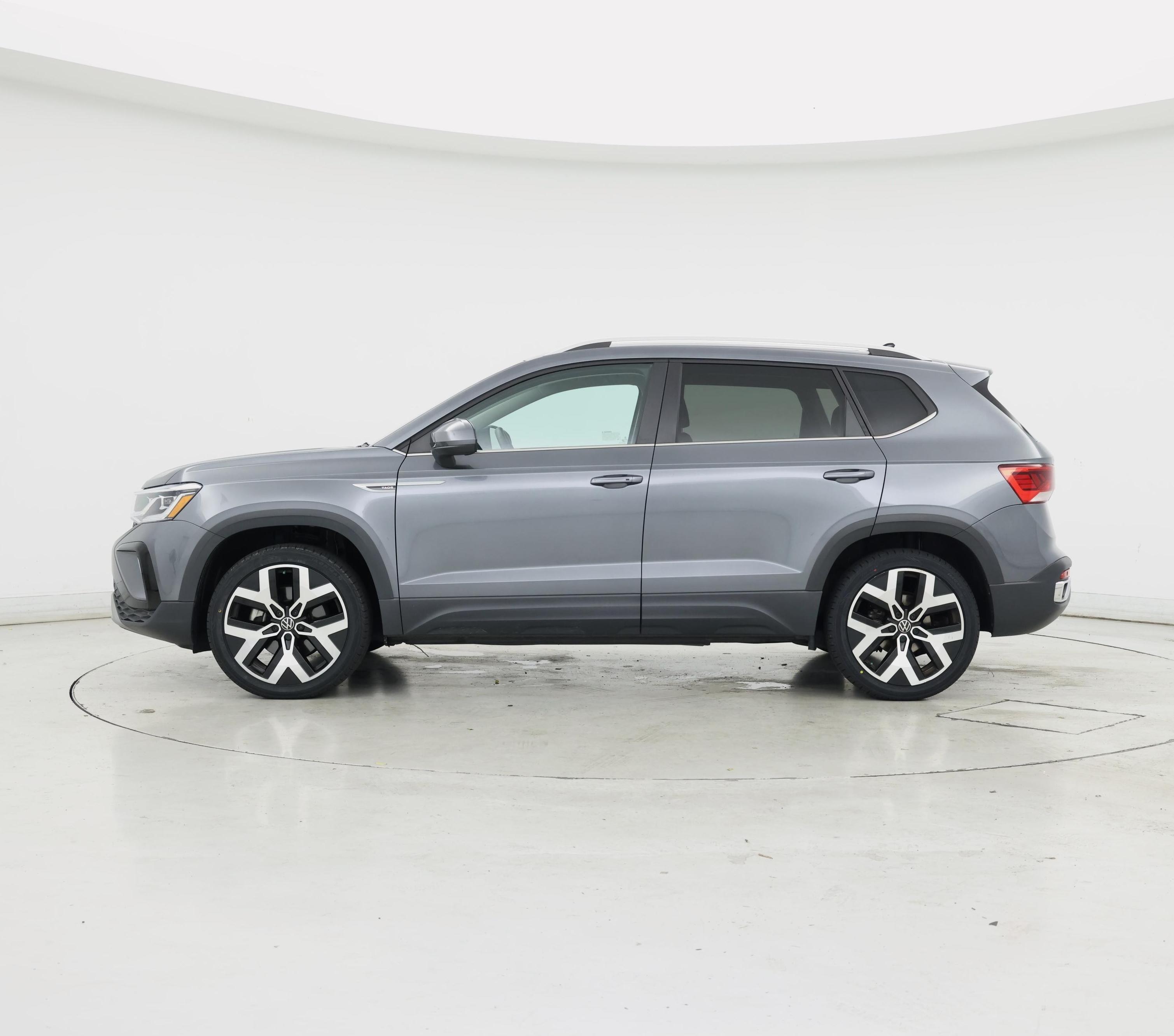 Thumbnail: 2022 Volkswagen Taos - 3