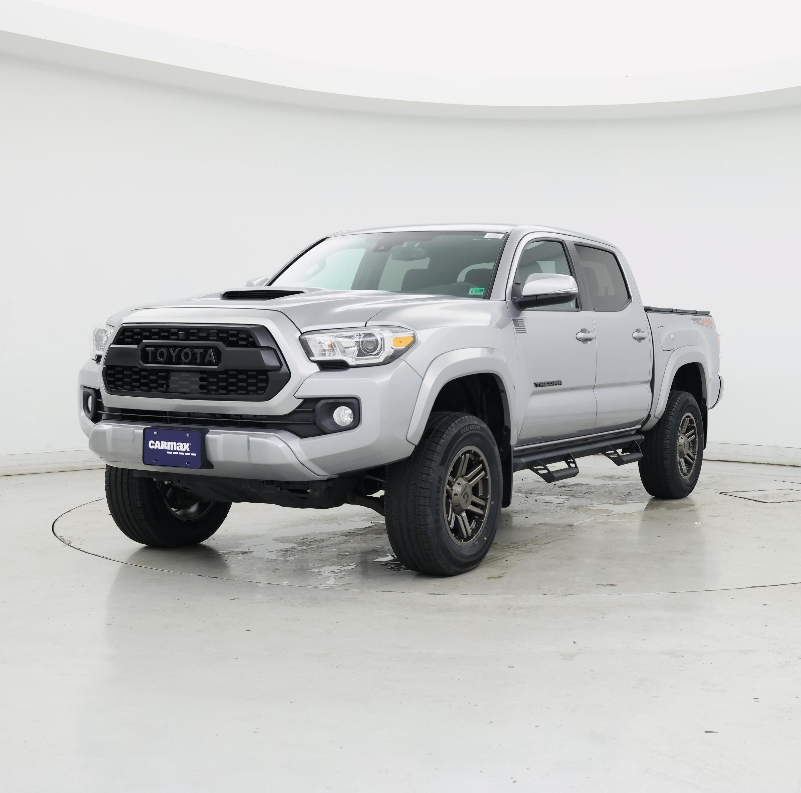 Thumbnail: 2021 Toyota Tacoma - 4