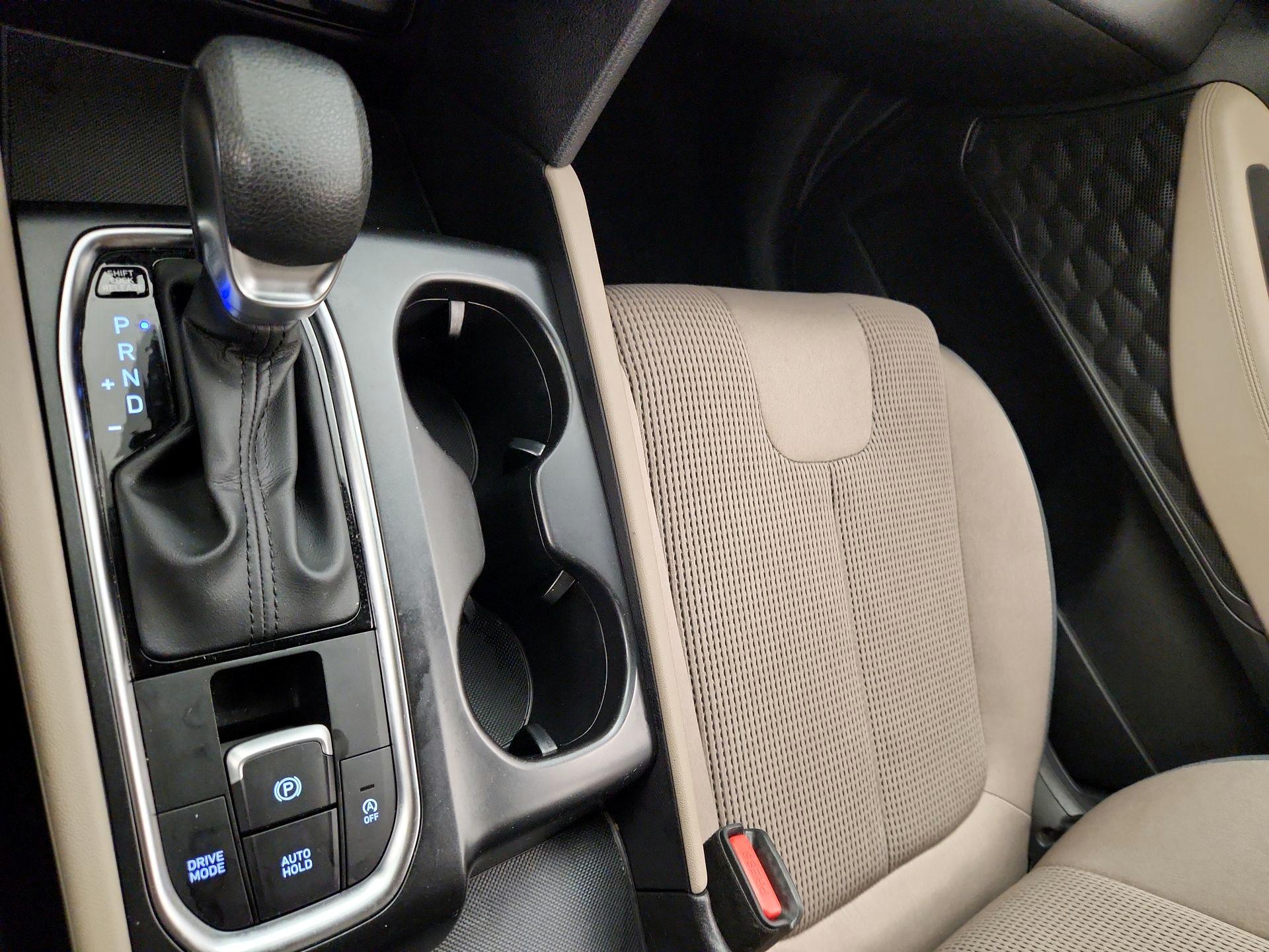 Thumbnail: 2019 Hyundai Santa Fe - 17