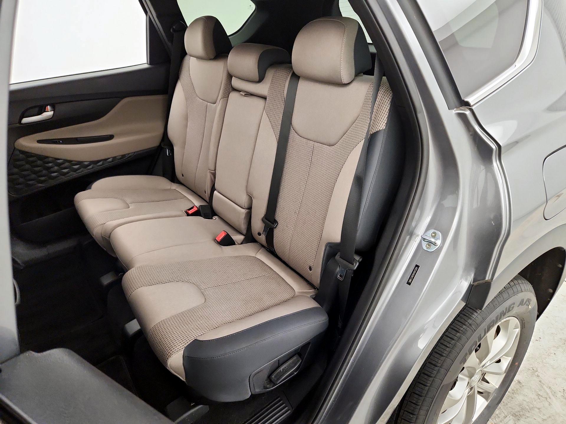 Thumbnail: 2019 Hyundai Santa Fe - 19