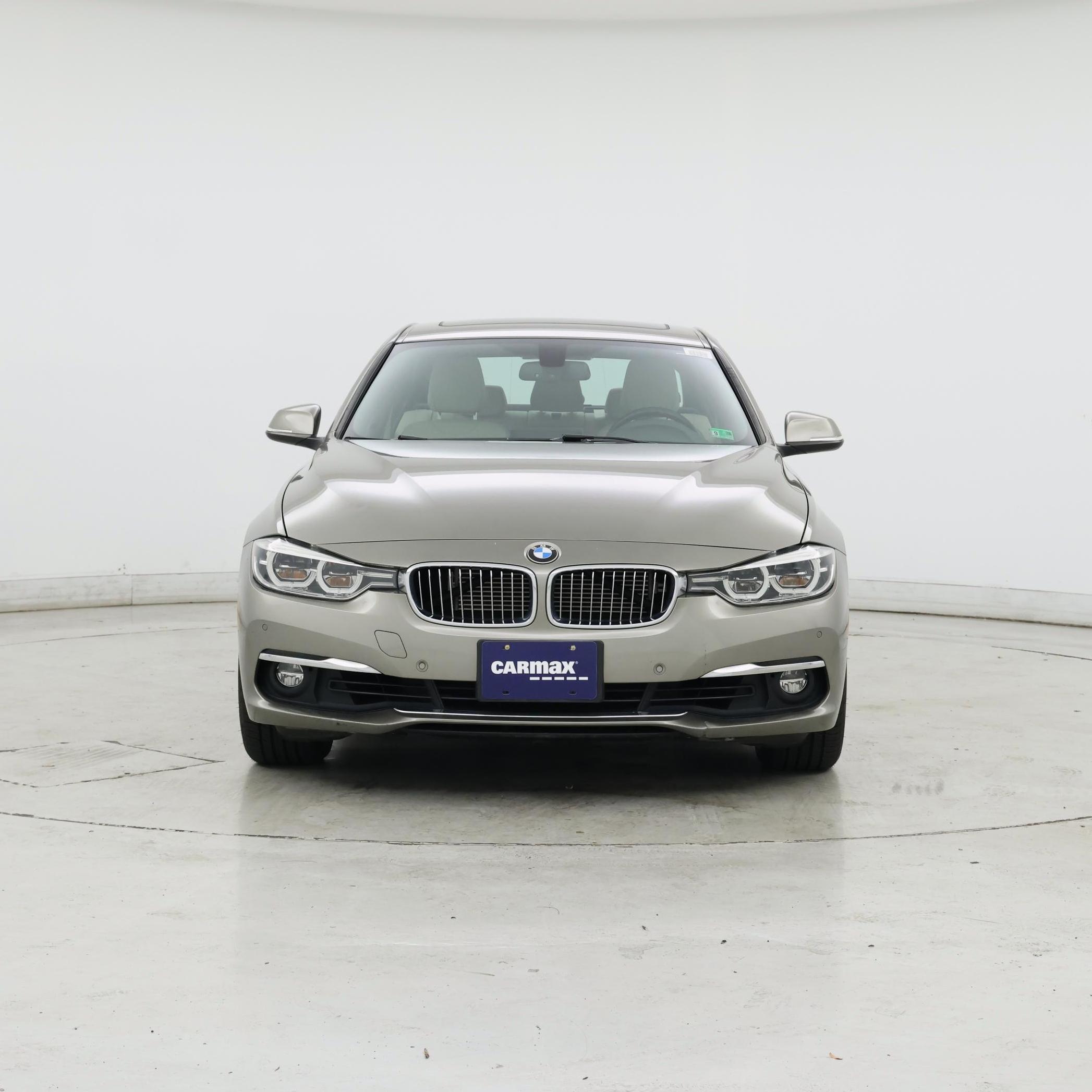 Thumbnail: 2017 BMW 3 Series - 5