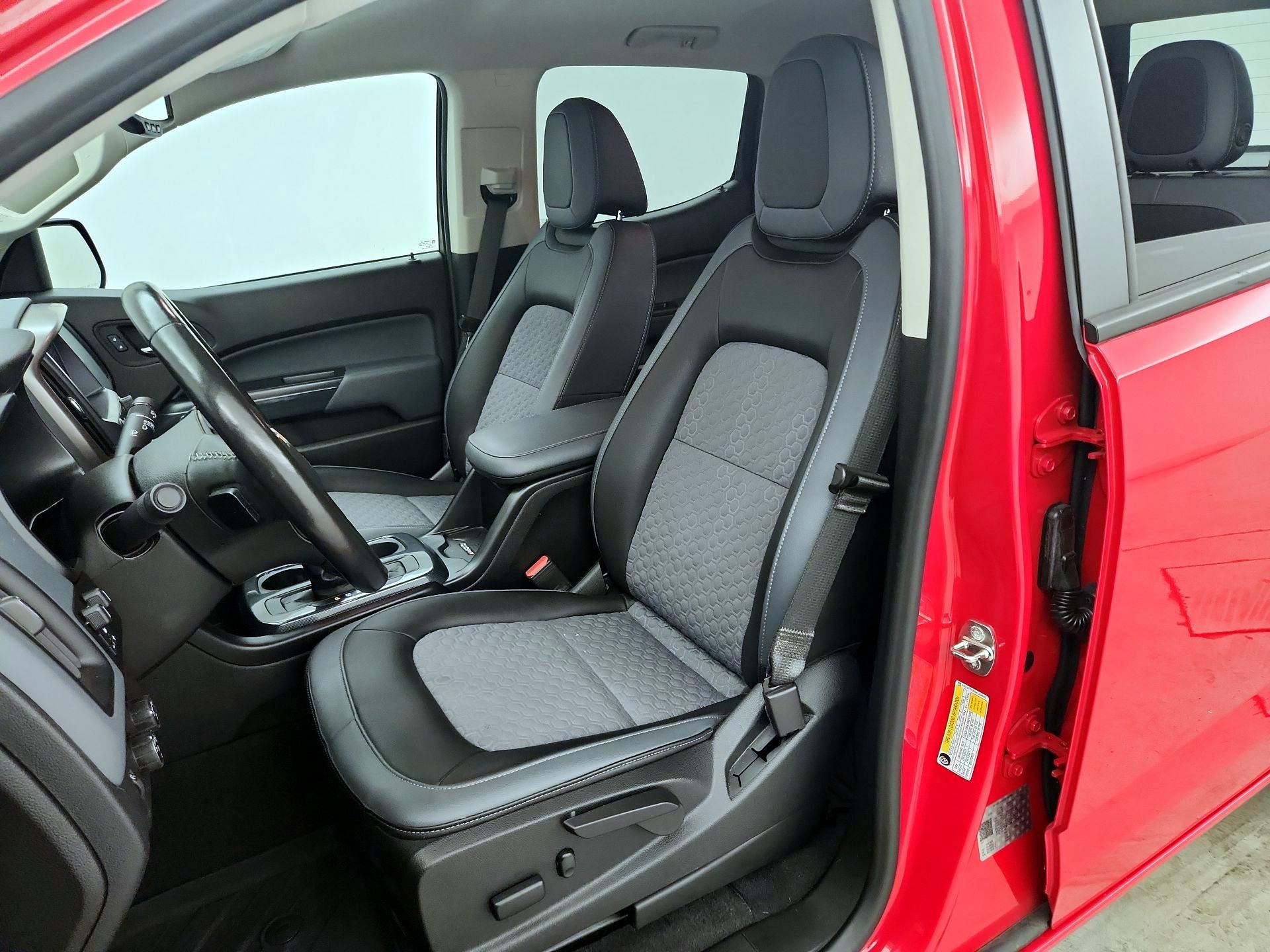 Thumbnail: 2019 Chevrolet Colorado - 11