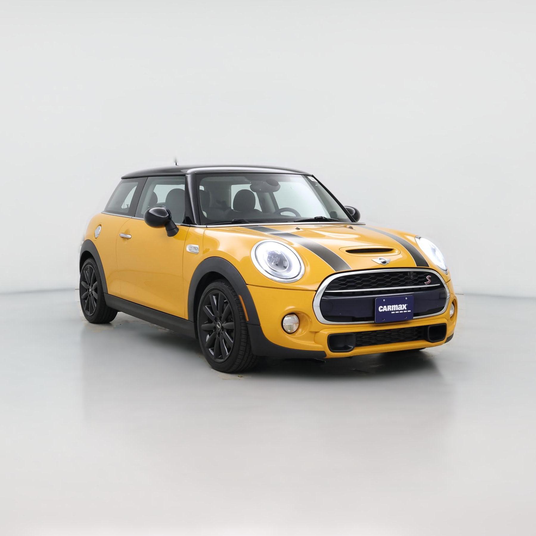 Thumbnail: 2017 MINI Cooper Hardtop - 1