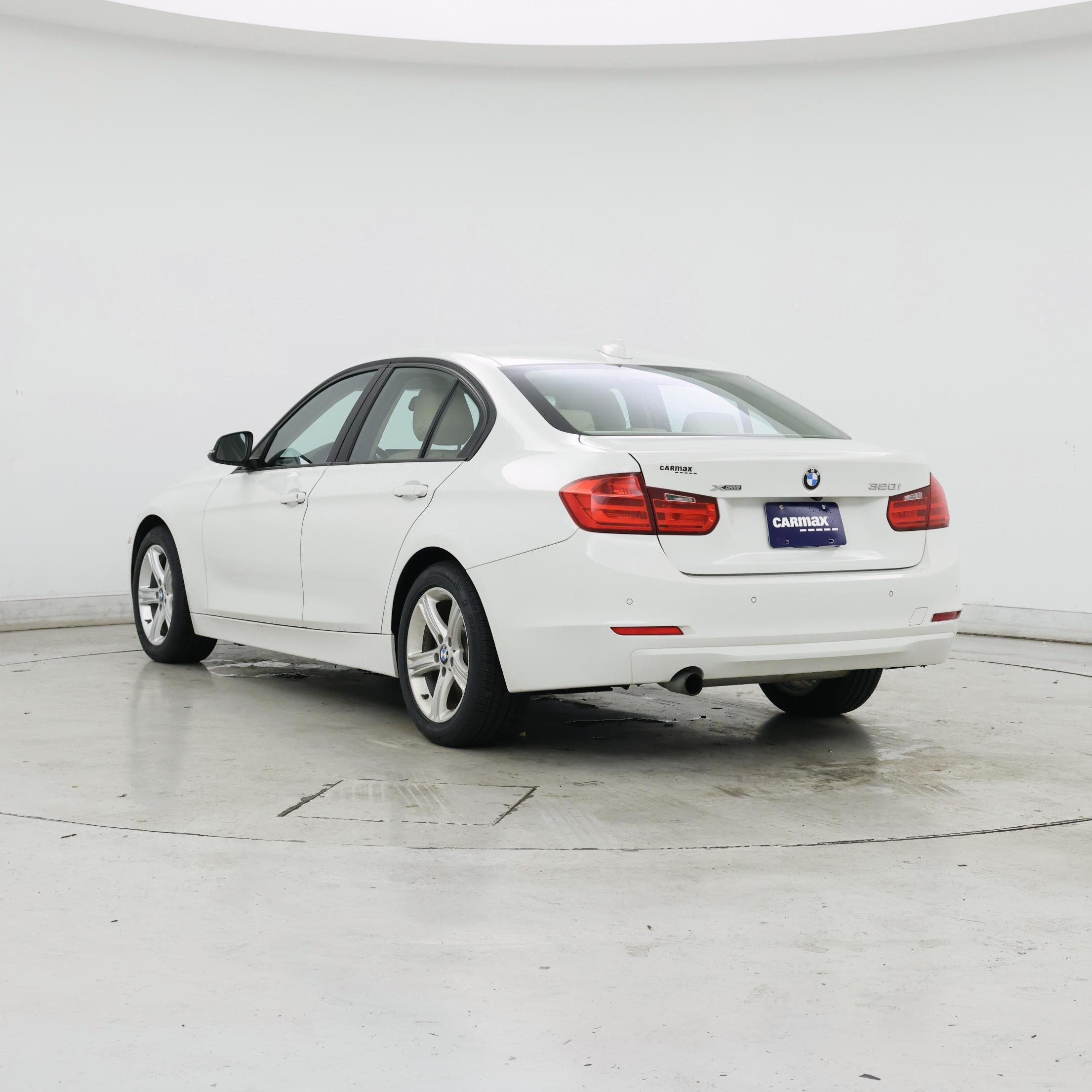 Thumbnail: 2015 BMW 3 Series - 2