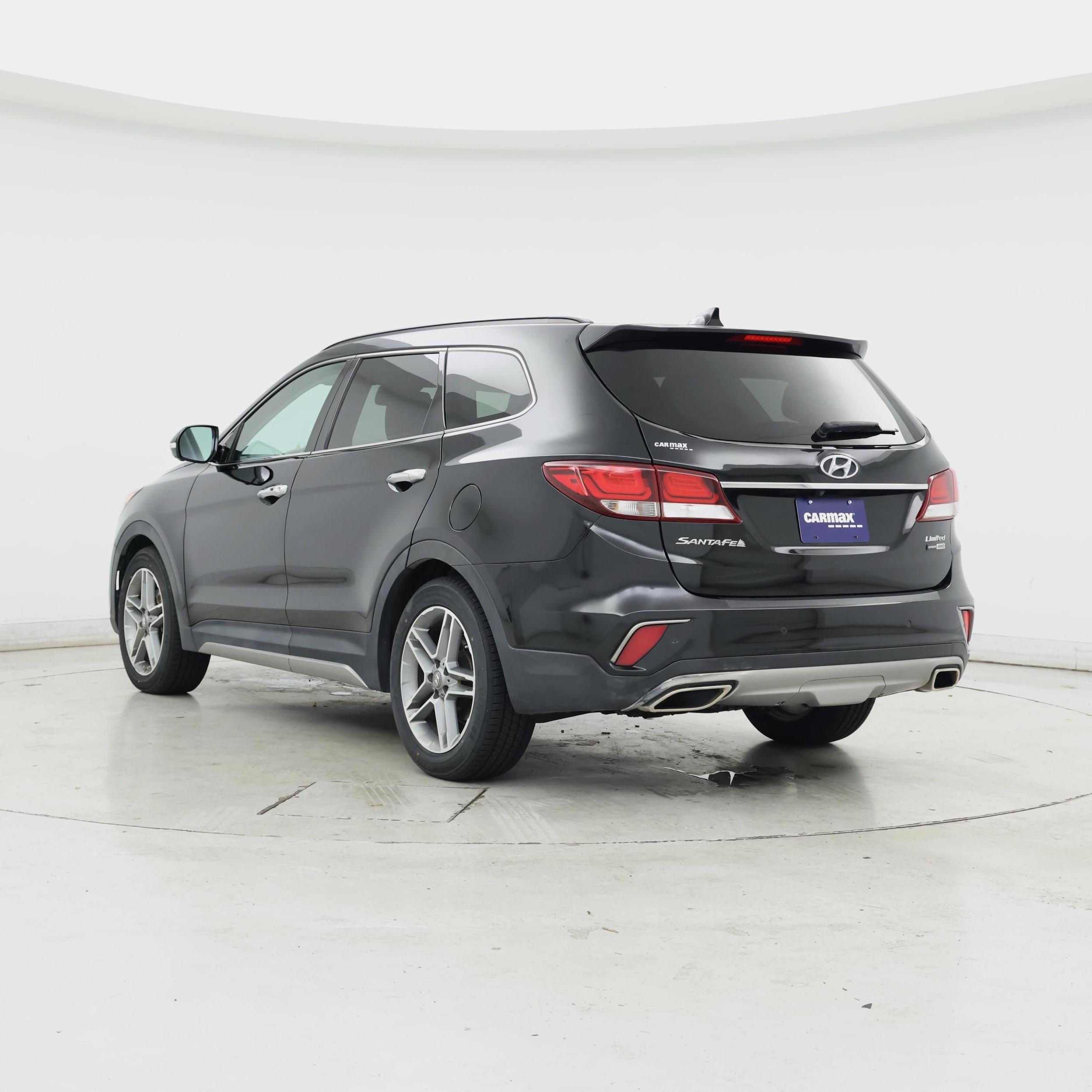 Thumbnail: 2017 Hyundai Santa Fe - 2