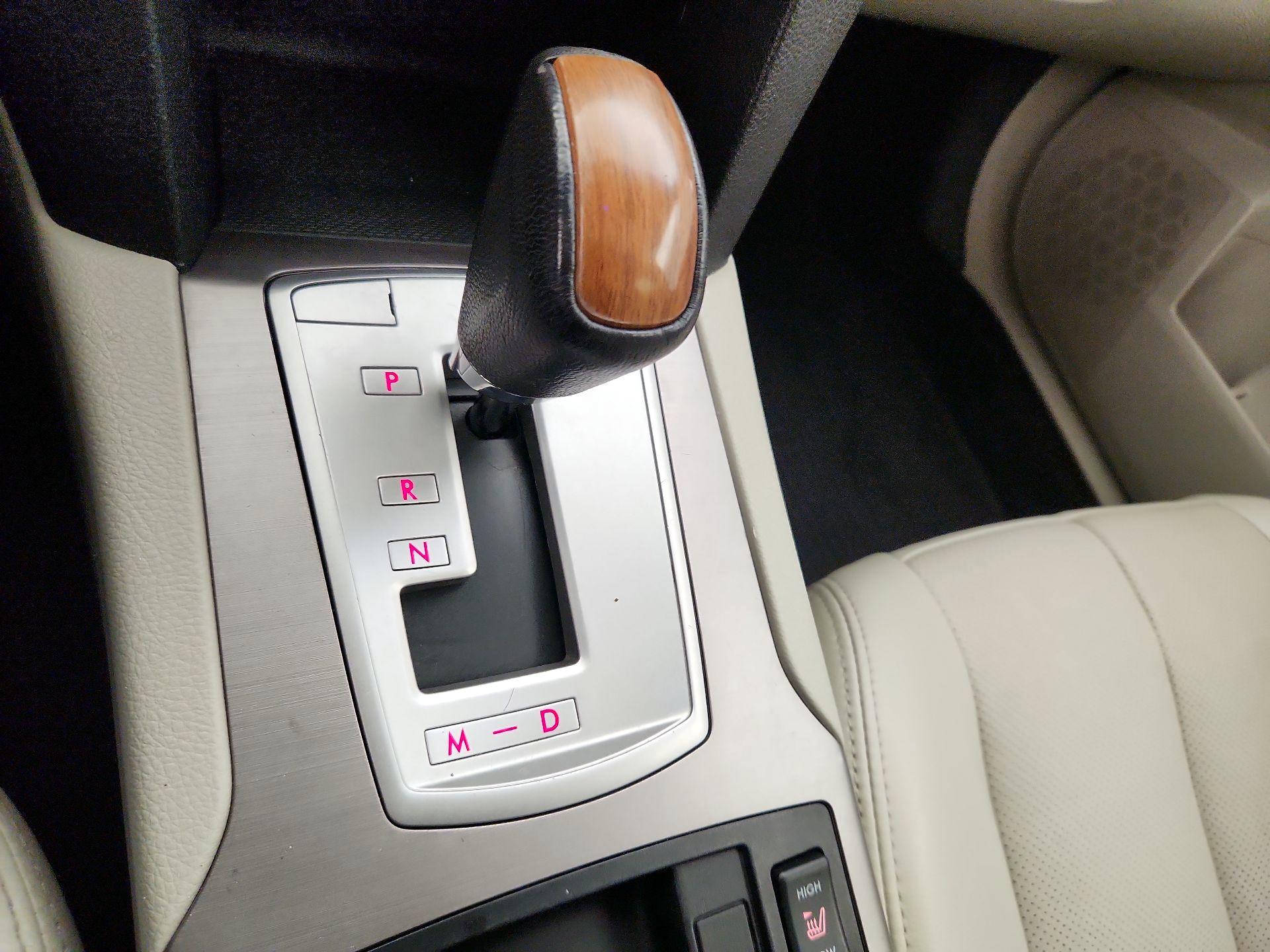 Thumbnail: 2014 Subaru Outback - 17