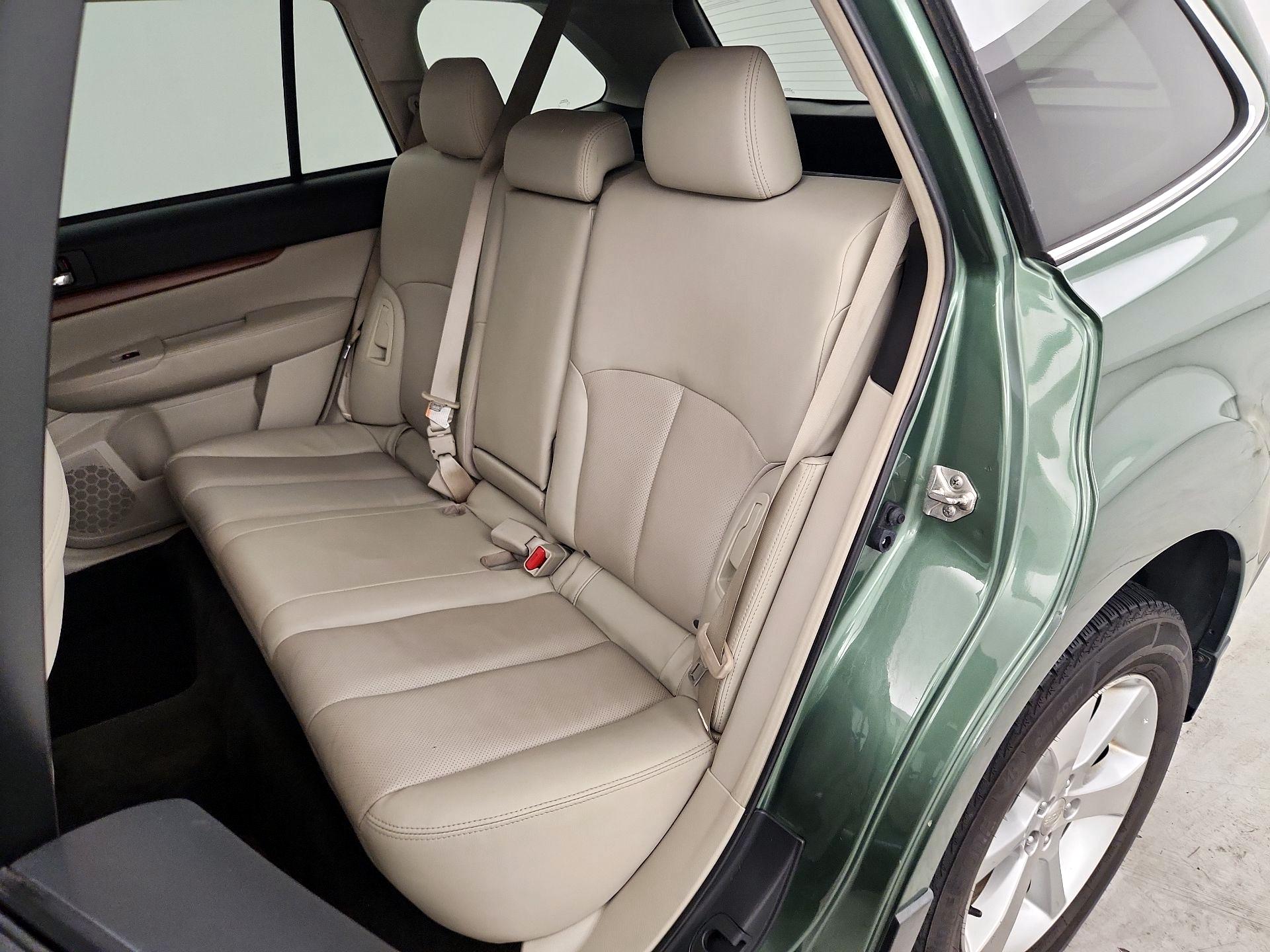 Thumbnail: 2014 Subaru Outback - 20