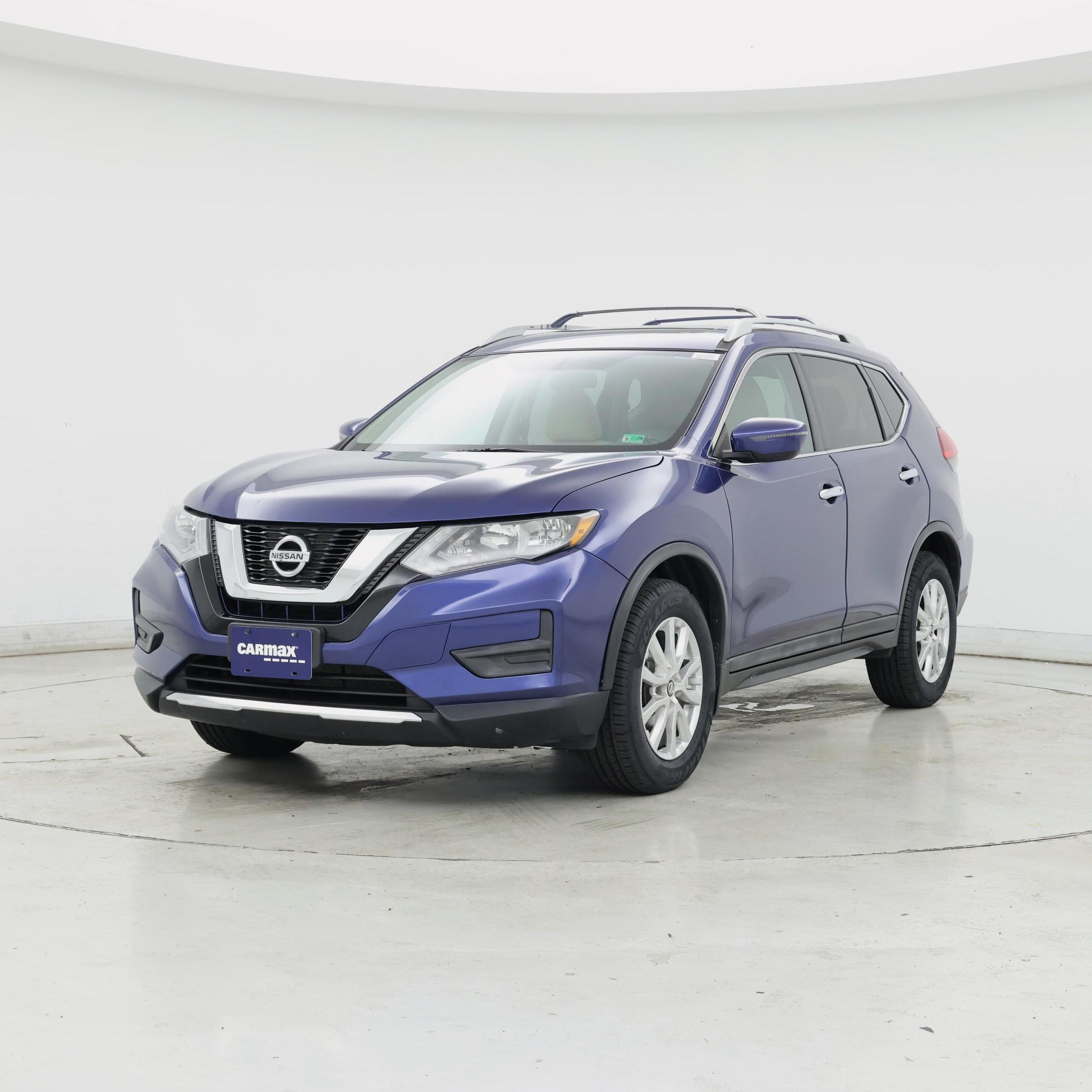 Thumbnail: 2017 Nissan Rogue - 4
