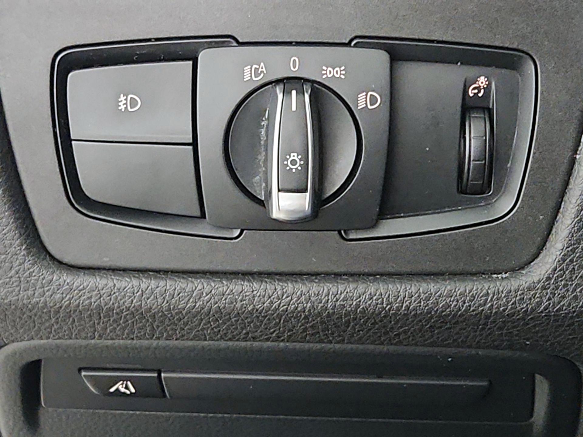 Thumbnail: 2018 BMW 3 Series - 13