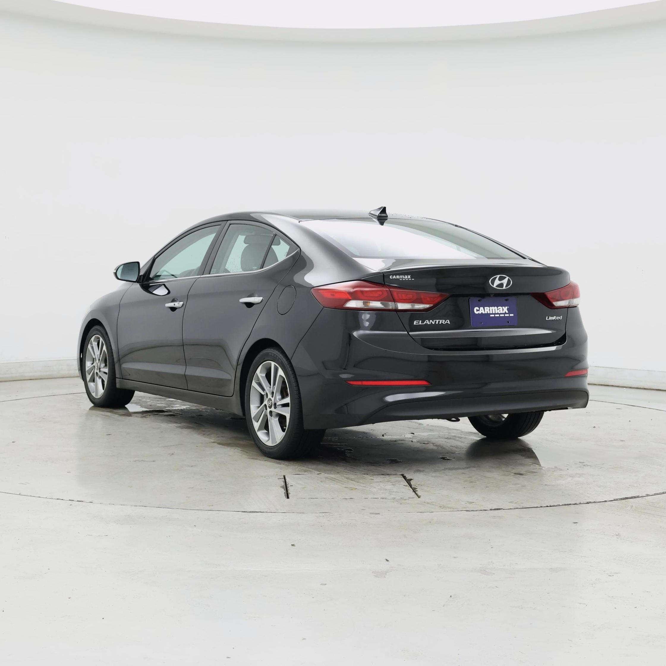 Thumbnail: 2017 Hyundai Elantra - 2