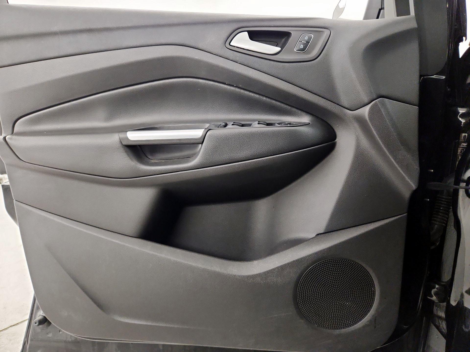Thumbnail: 2017 Ford Escape - 12