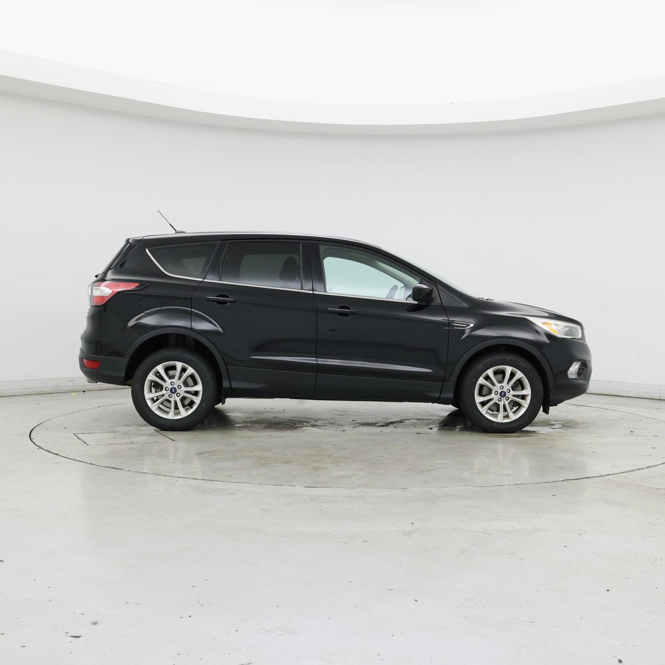 Thumbnail: 2017 Ford Escape - 7