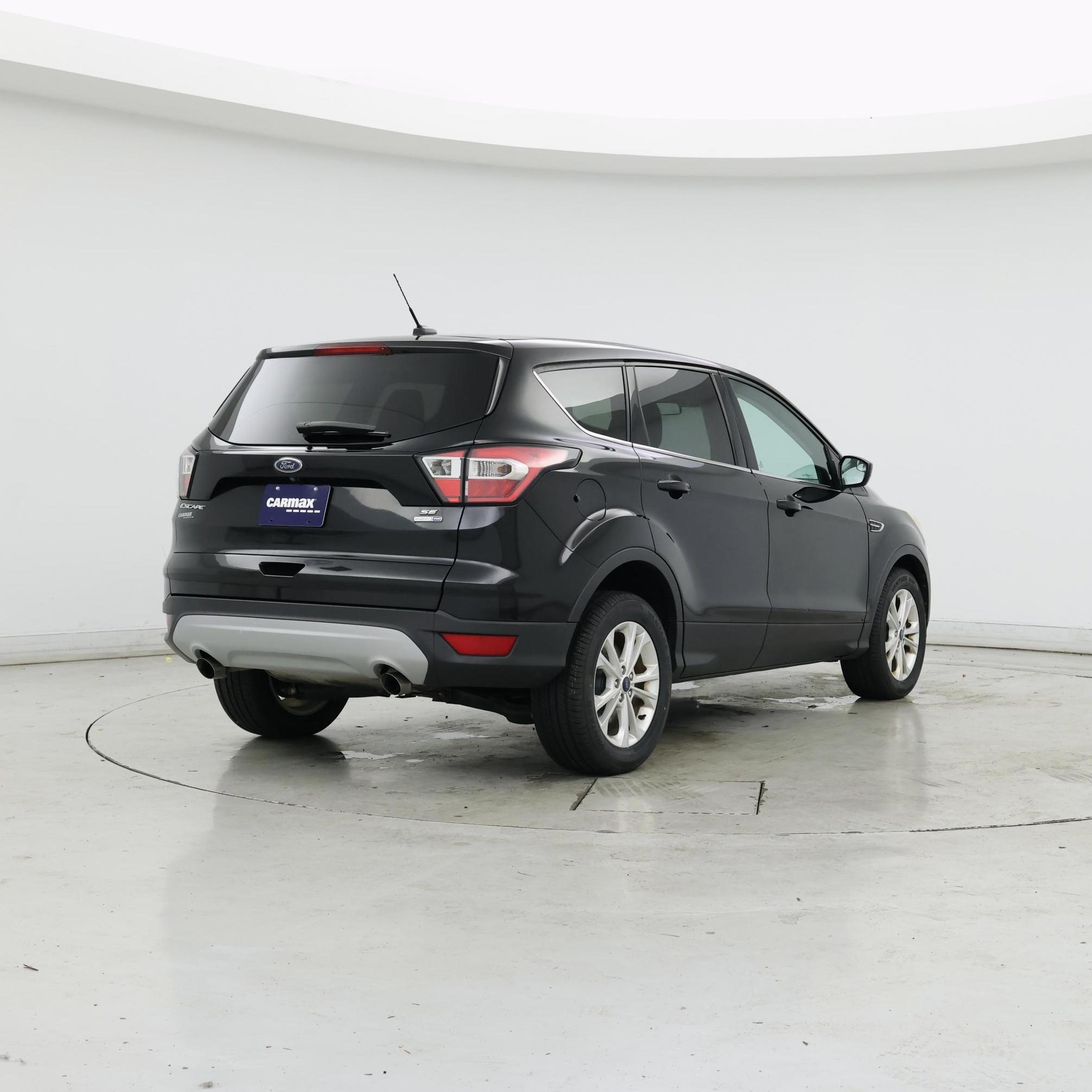 Thumbnail: 2017 Ford Escape - 8