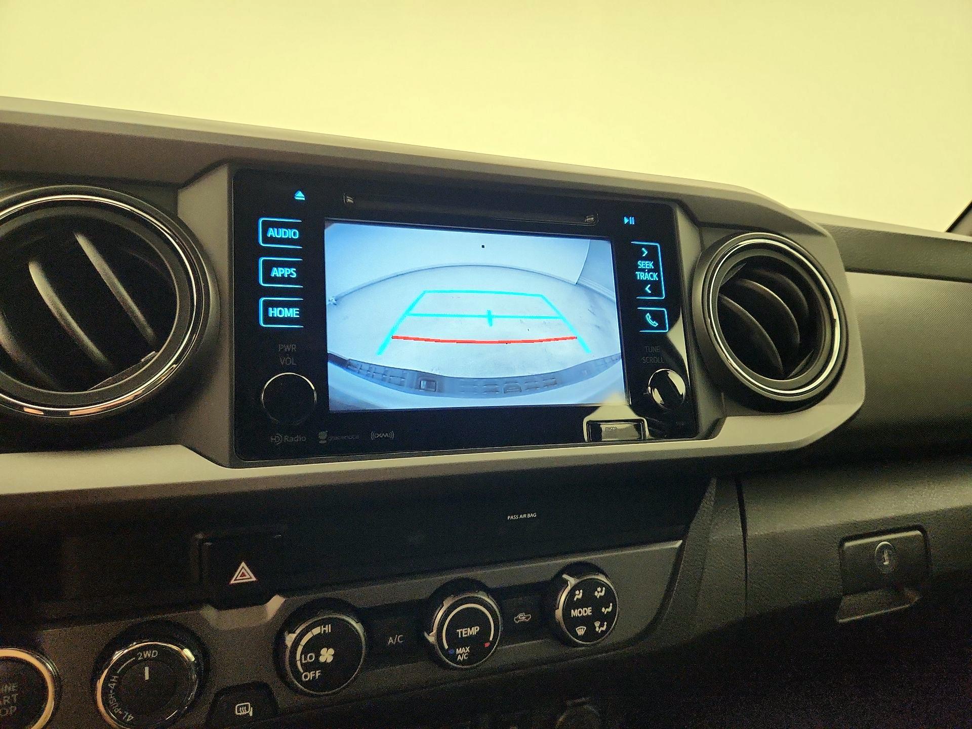 Thumbnail: 2019 Toyota Tacoma - 14