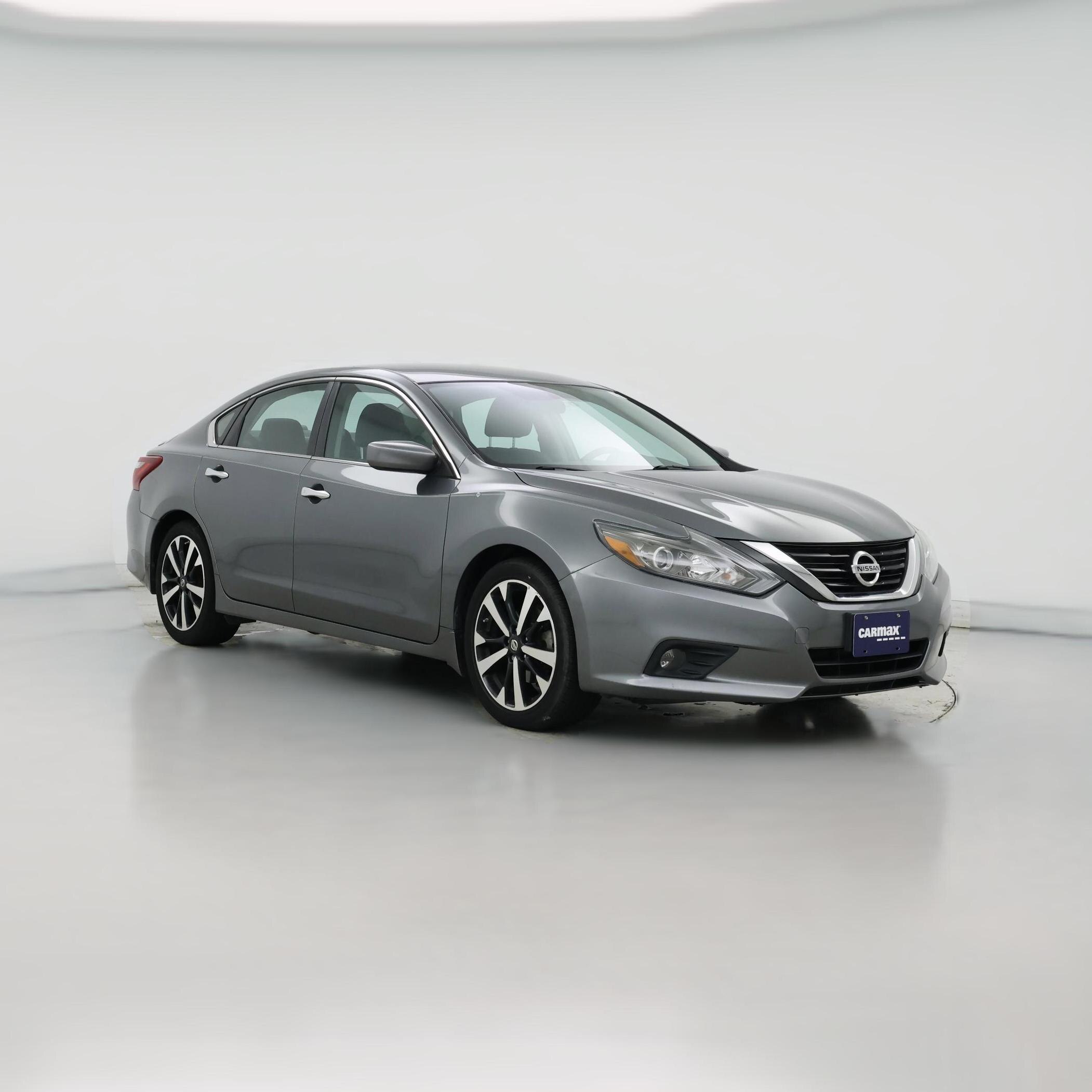 Thumbnail: 2018 Nissan Altima - 1