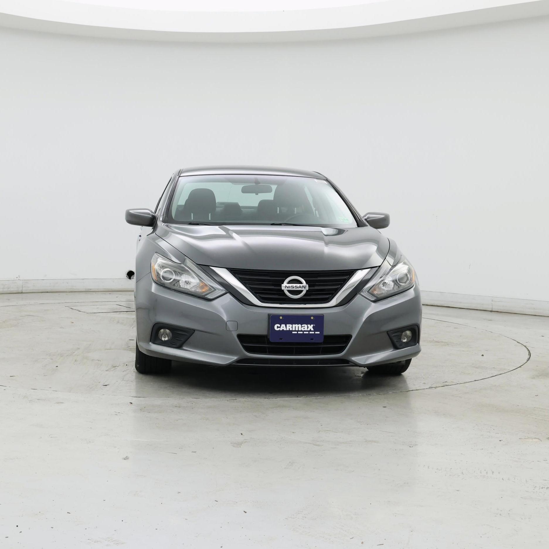 Thumbnail: 2018 Nissan Altima - 5